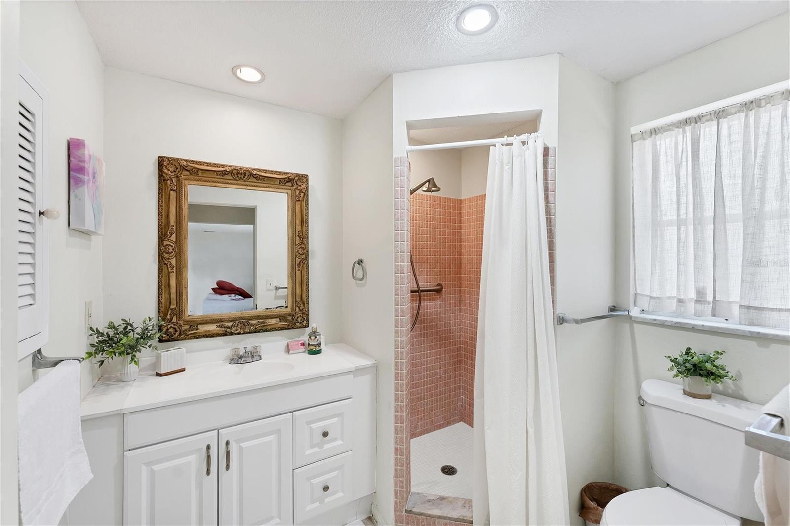 Image 14 of 22 For 4535 Maceachen Boulevard