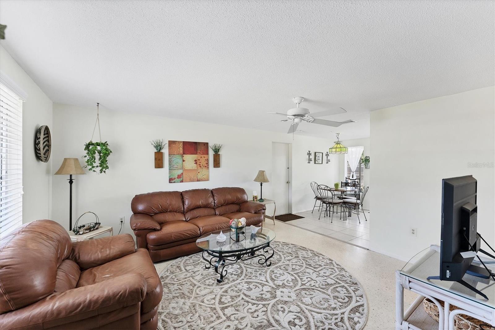 Image 6 of 22 For 4535 Maceachen Boulevard