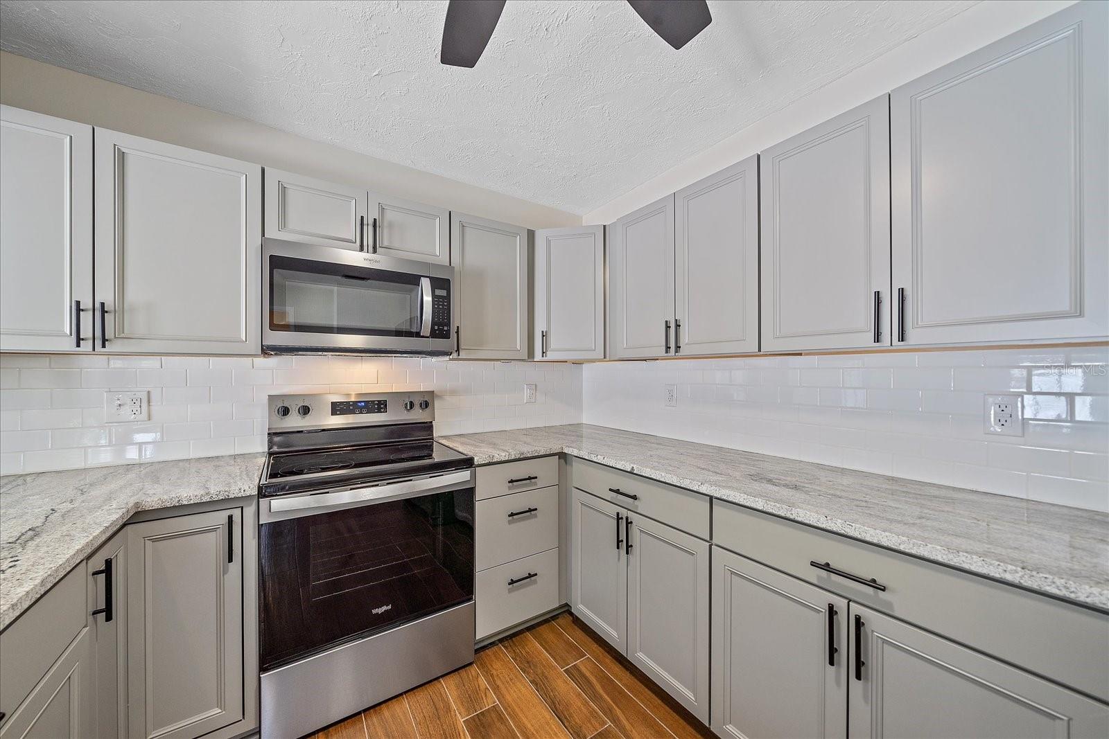Image 11 of 36 For 2953 Oak Street
