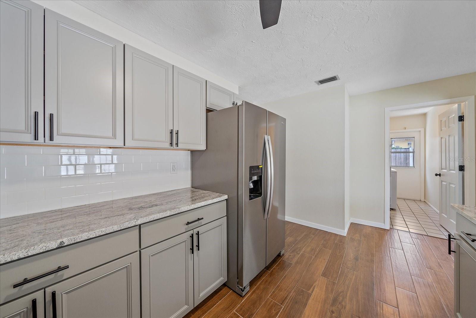 Image 16 of 36 For 2953 Oak Street