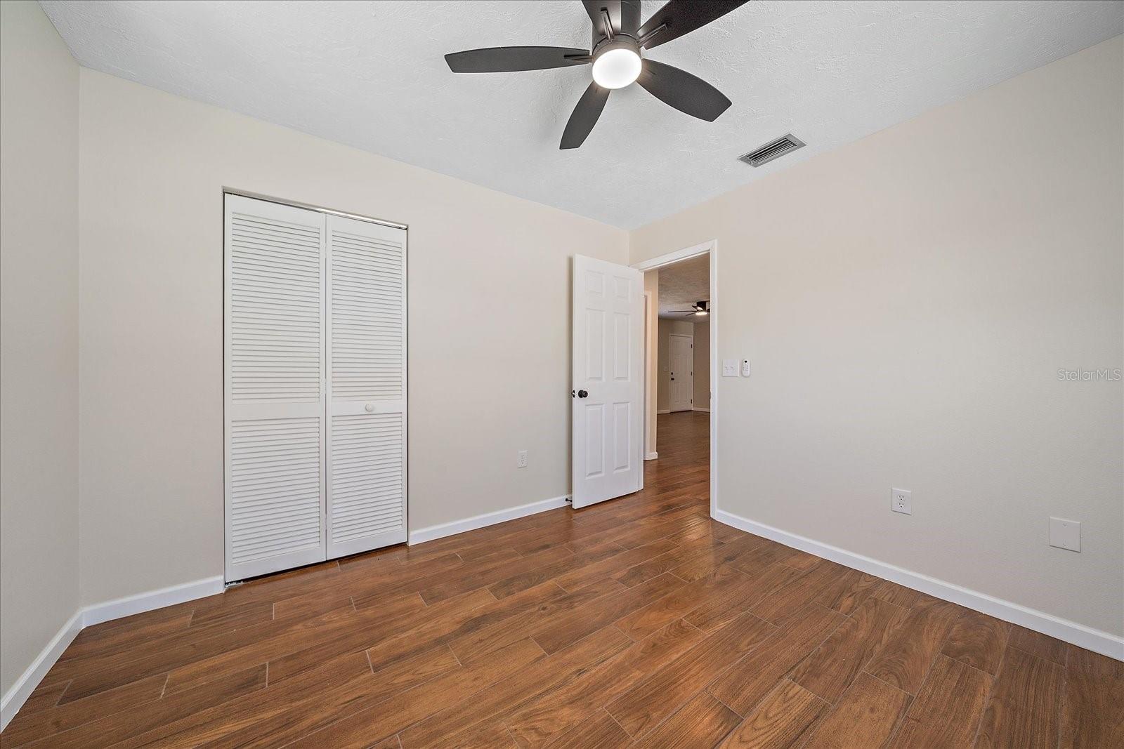Image 31 of 36 For 2953 Oak Street