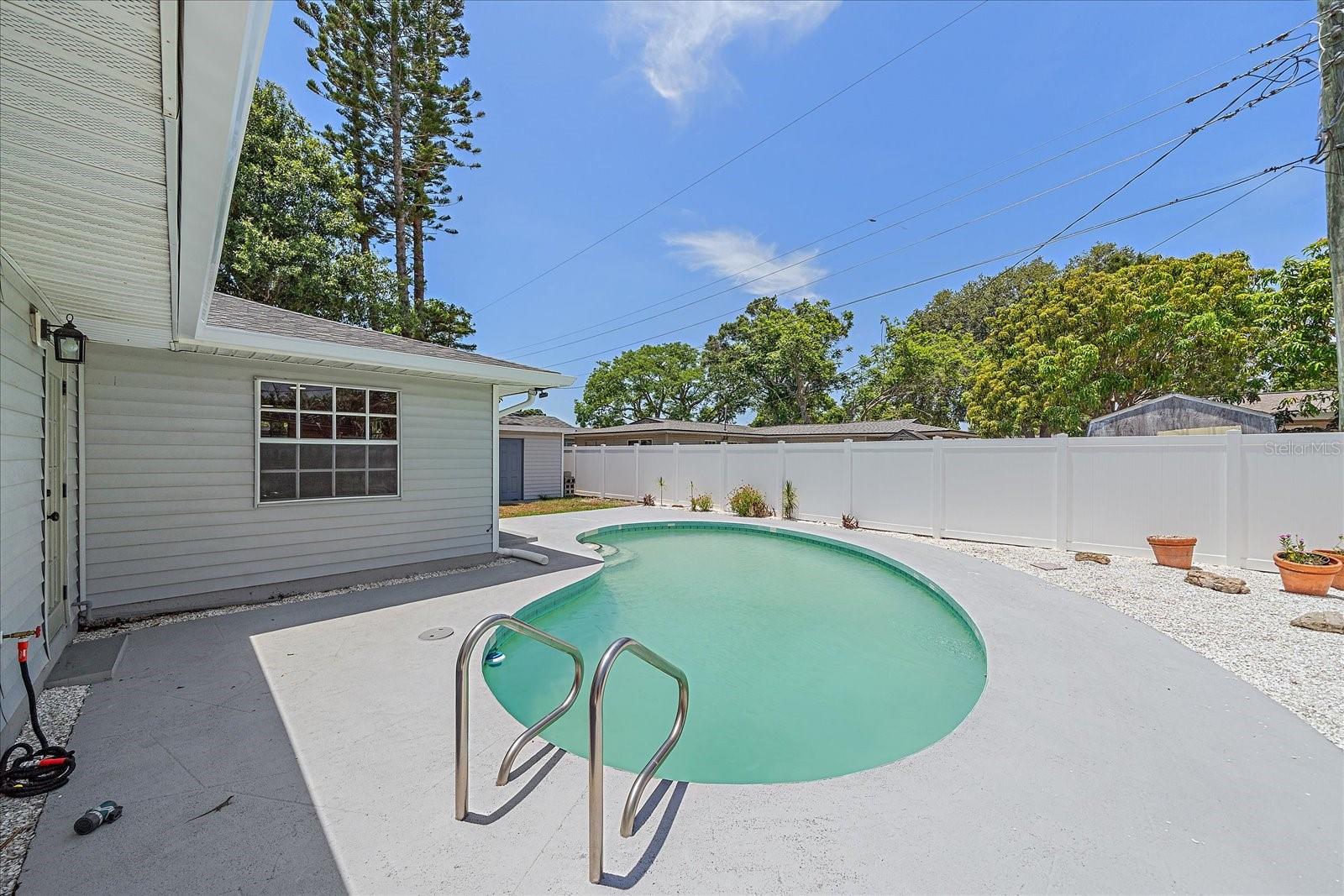 Image 34 of 36 For 2953 Oak Street