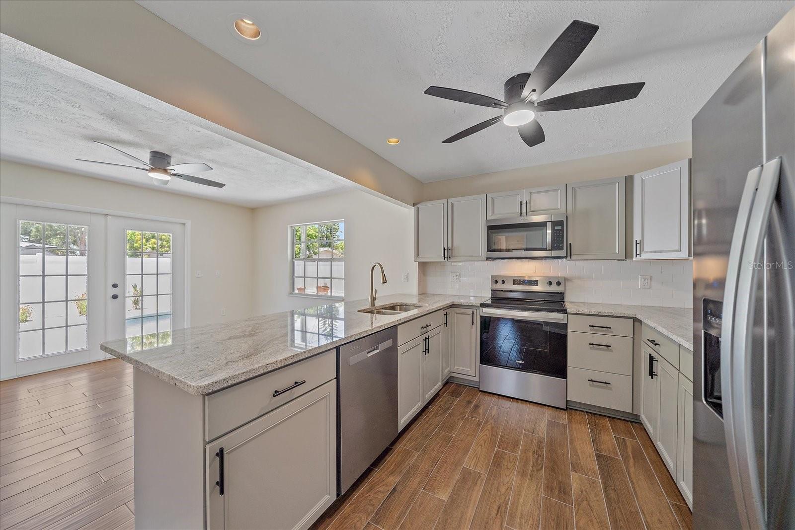 Image 9 of 36 For 2953 Oak Street