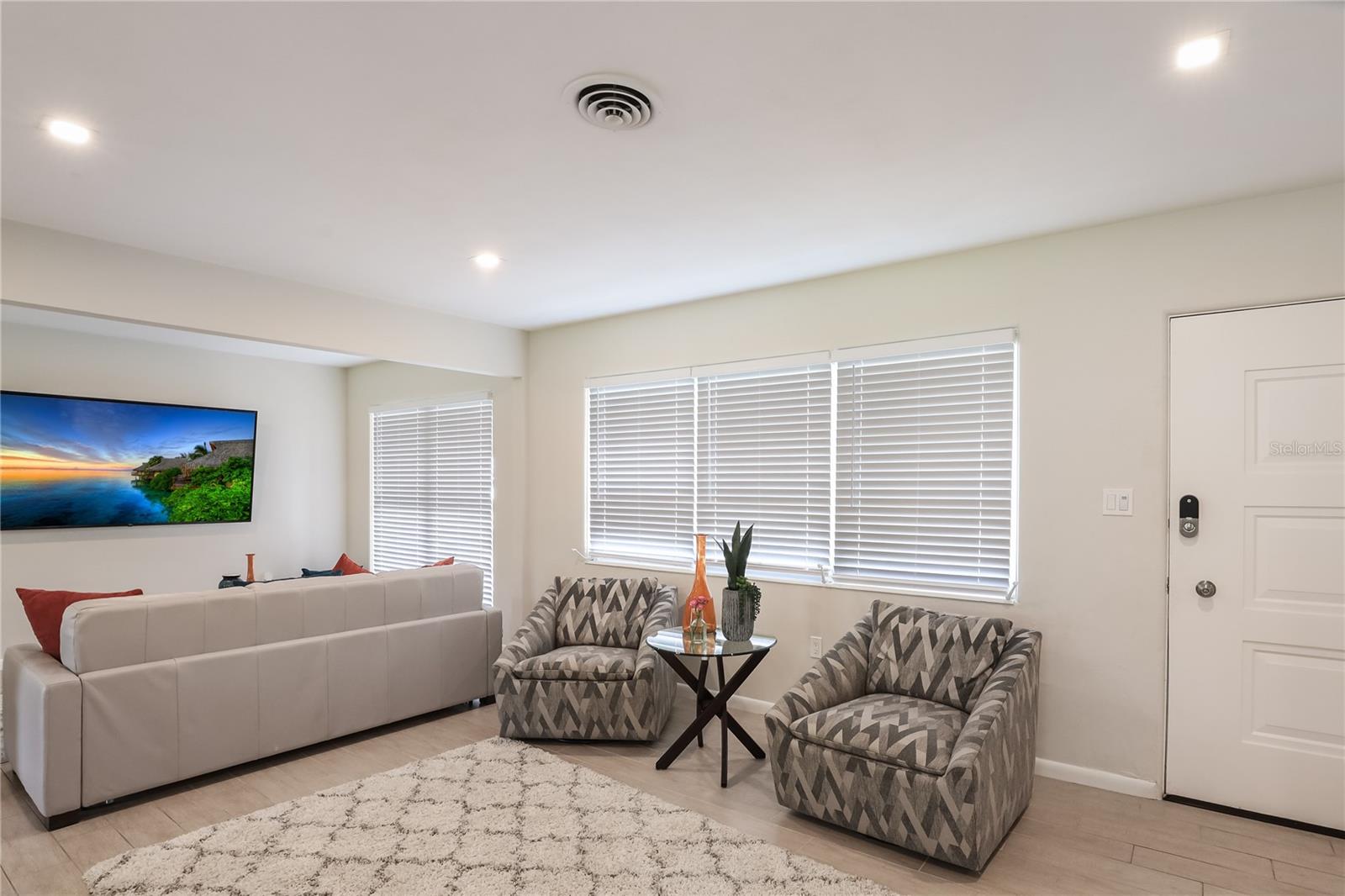 Image 11 of 26 For 2266 Clematis Street