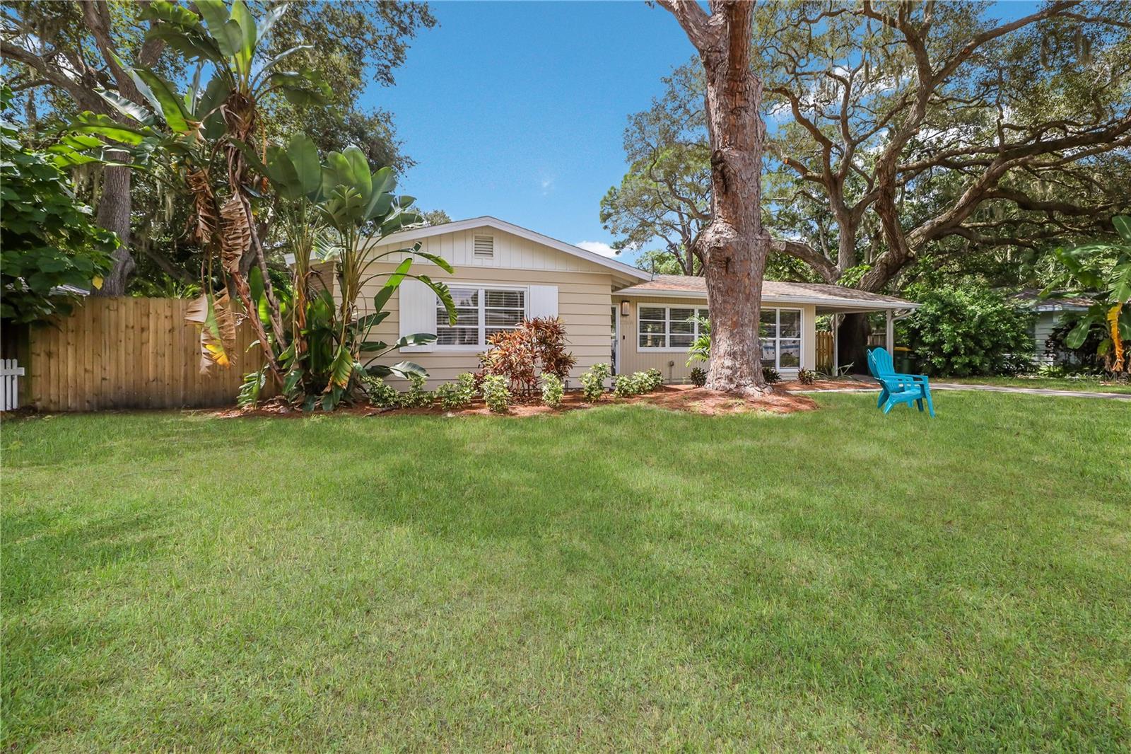 Image 24 of 26 For 2266 Clematis Street