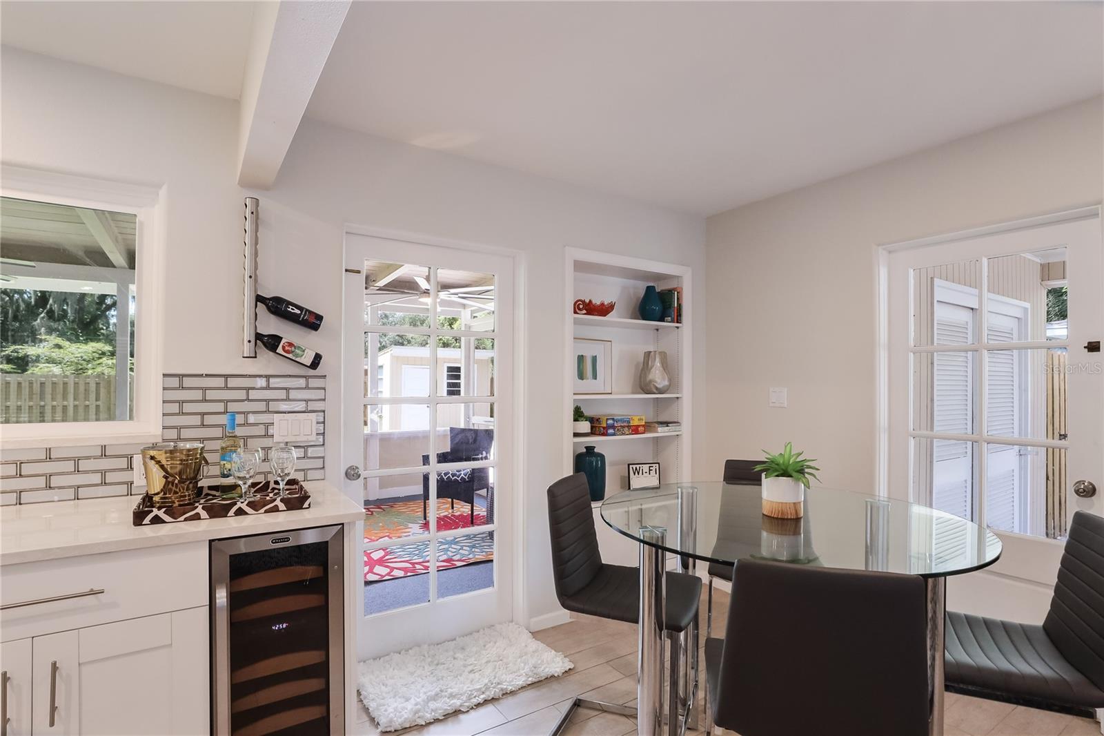 Image 9 of 26 For 2266 Clematis Street