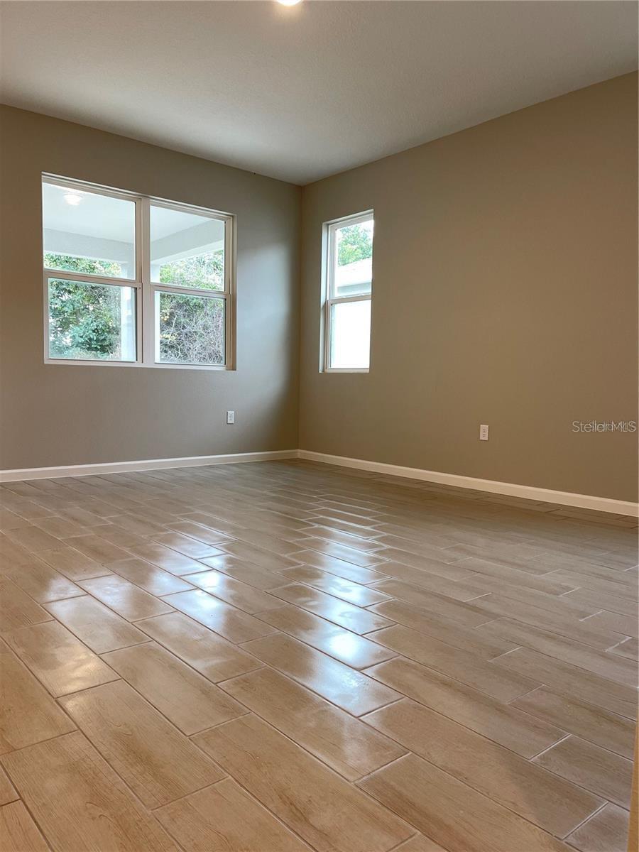 Image 6 of 17 For 2837 Cathy Boulevard