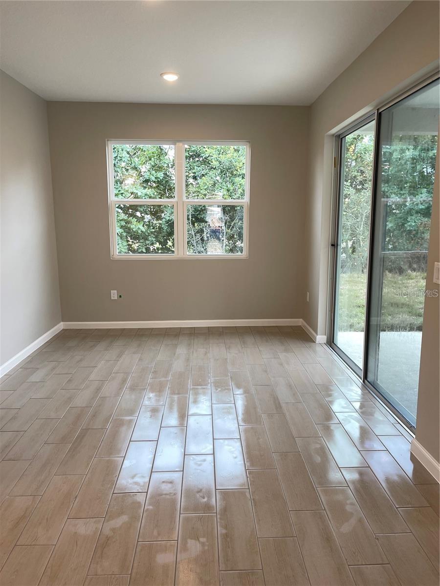 Image 9 of 17 For 2837 Cathy Boulevard