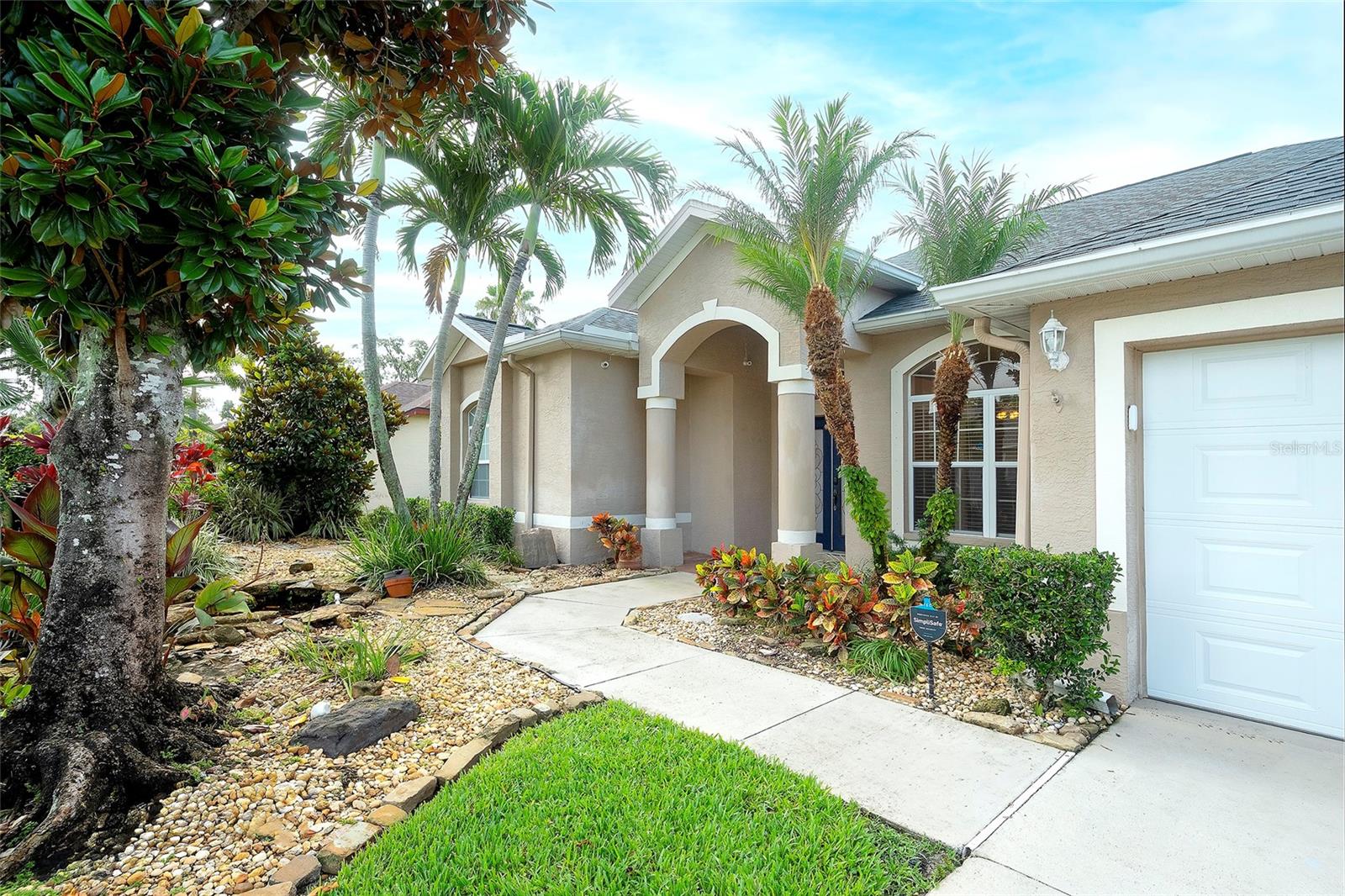 Image 3 of 29 For 5905 32nd Street E