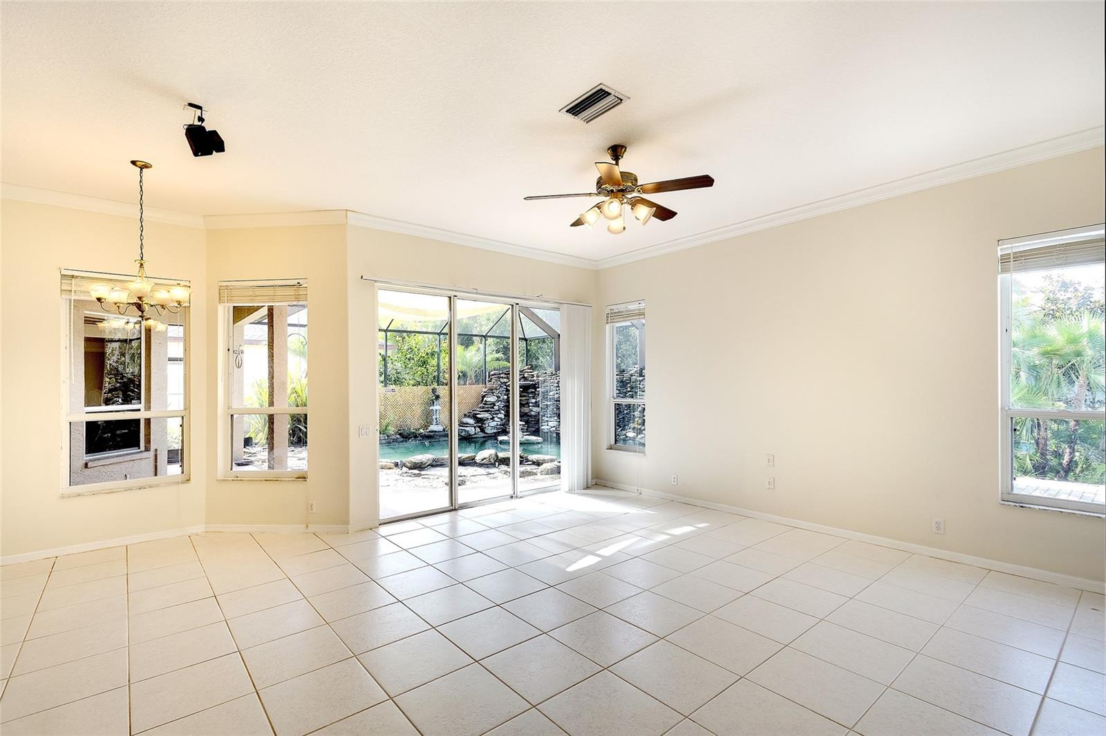 Image 9 of 29 For 5905 32nd Street E