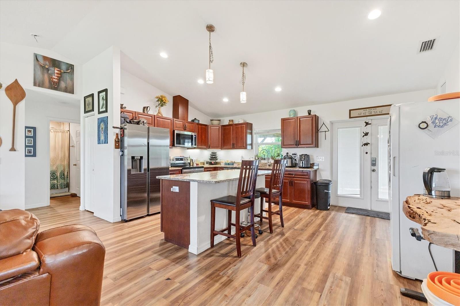 Image 15 of 44 For 7745 Wauchula Rd