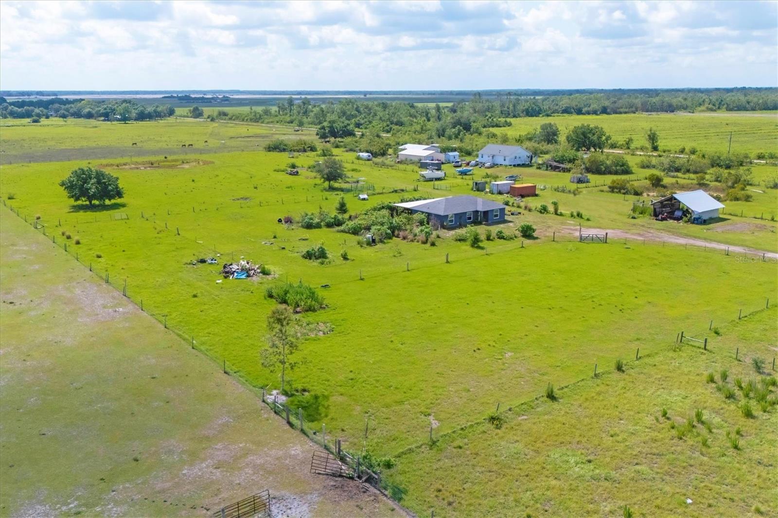 Image 2 of 44 For 7745 Wauchula Rd
