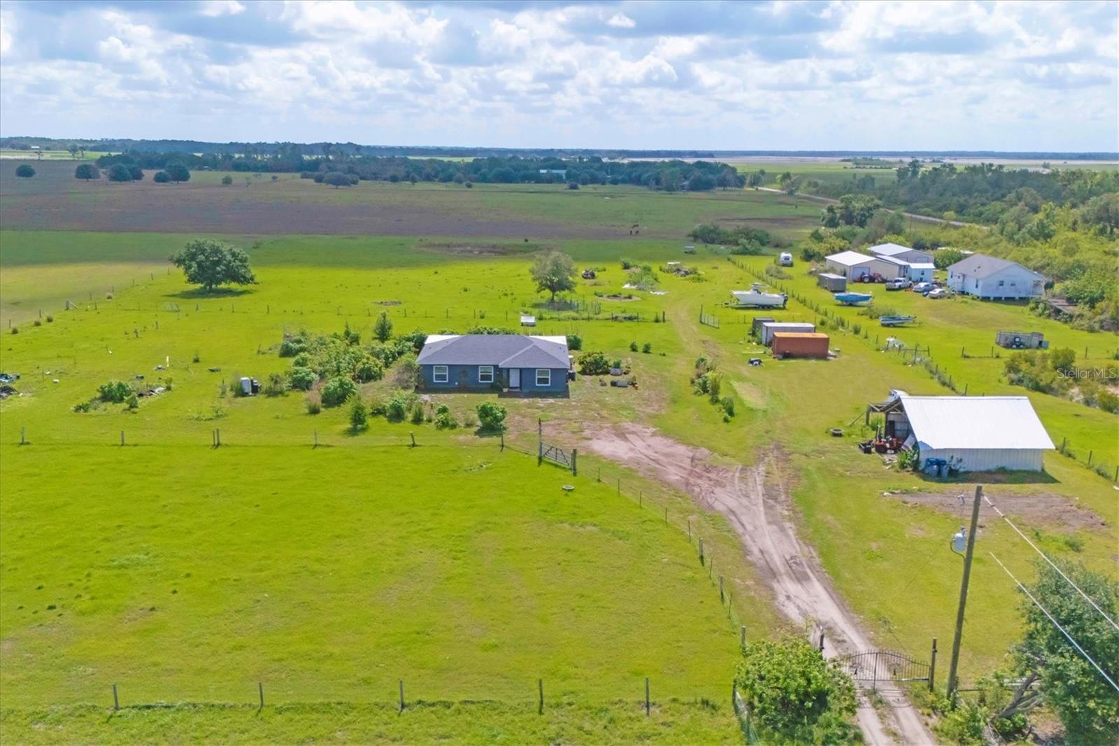 Image 3 of 44 For 7745 Wauchula Rd