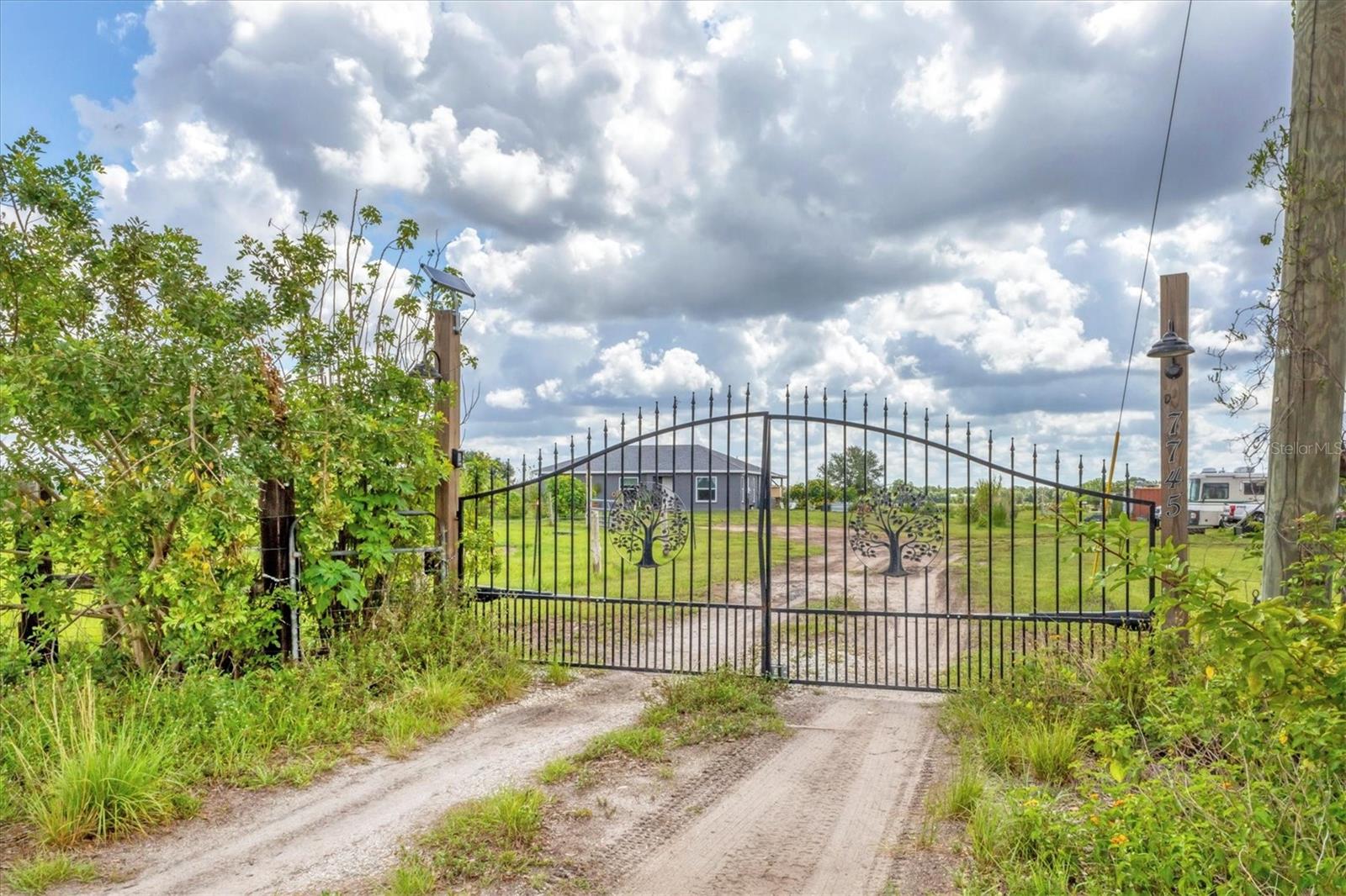 Image 7 of 44 For 7745 Wauchula Rd