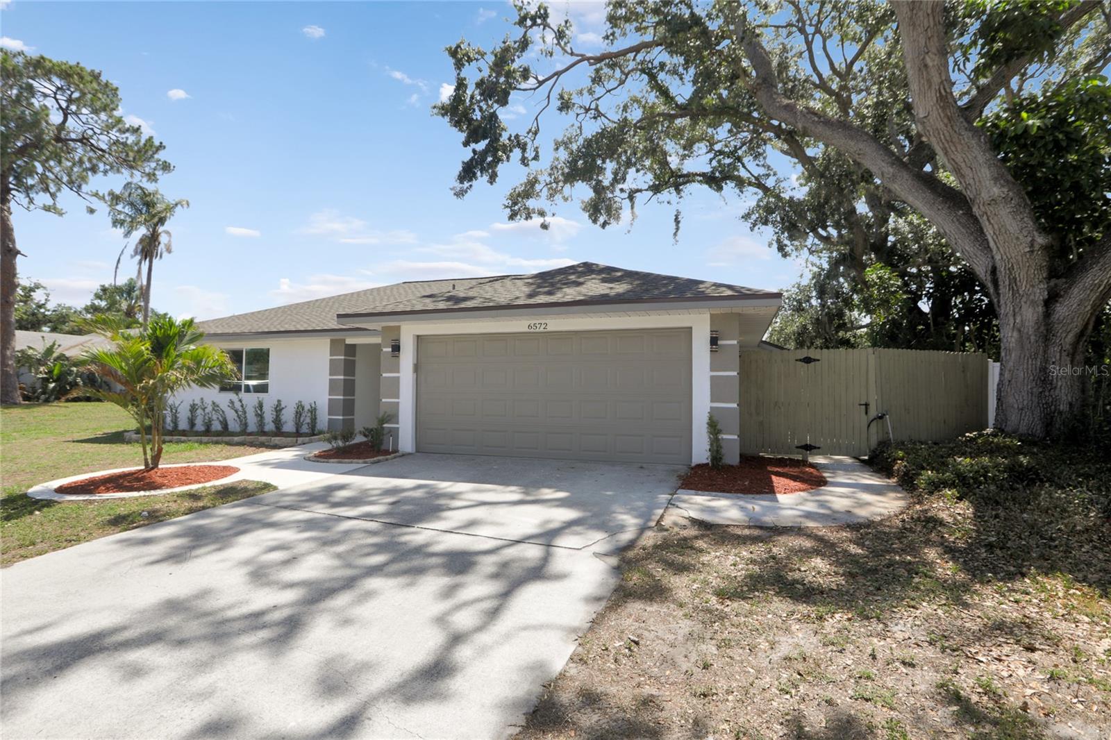 Image 4 of 39 For 6572 Mauna Loa Boulevard