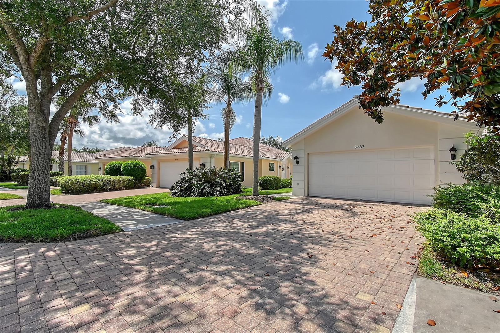 Details for 5787 Ivrea Drive, SARASOTA, FL 34238