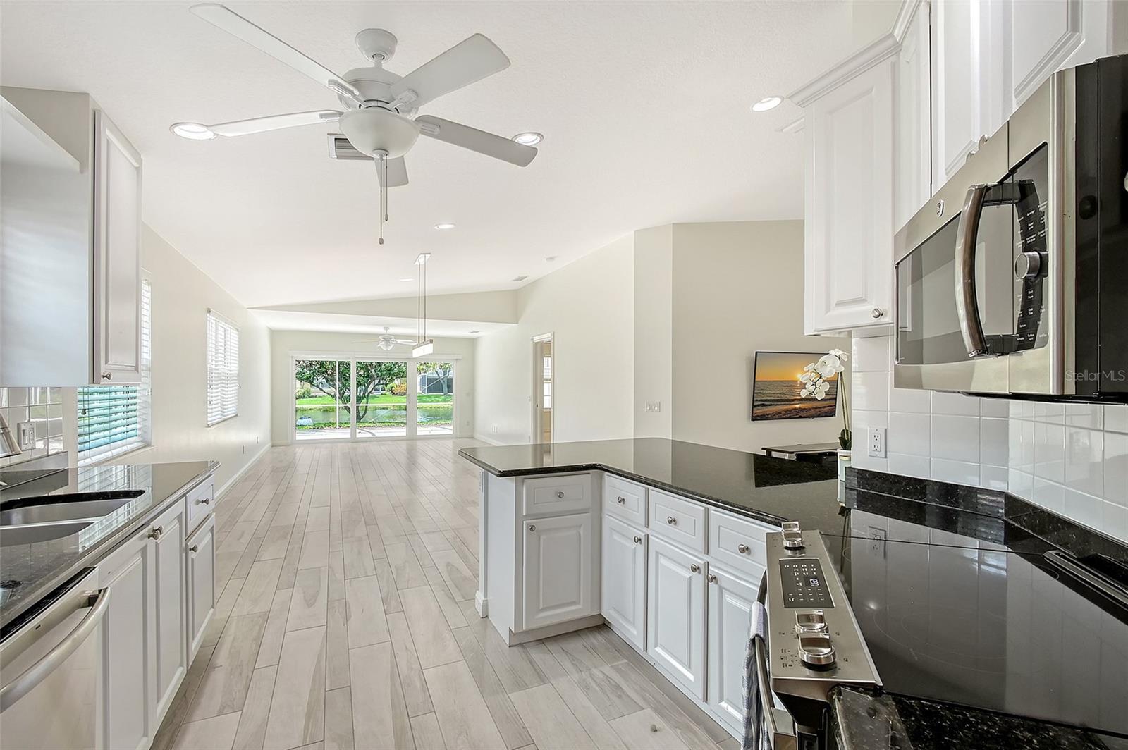 Image 11 of 37 For 5787 Ivrea Drive