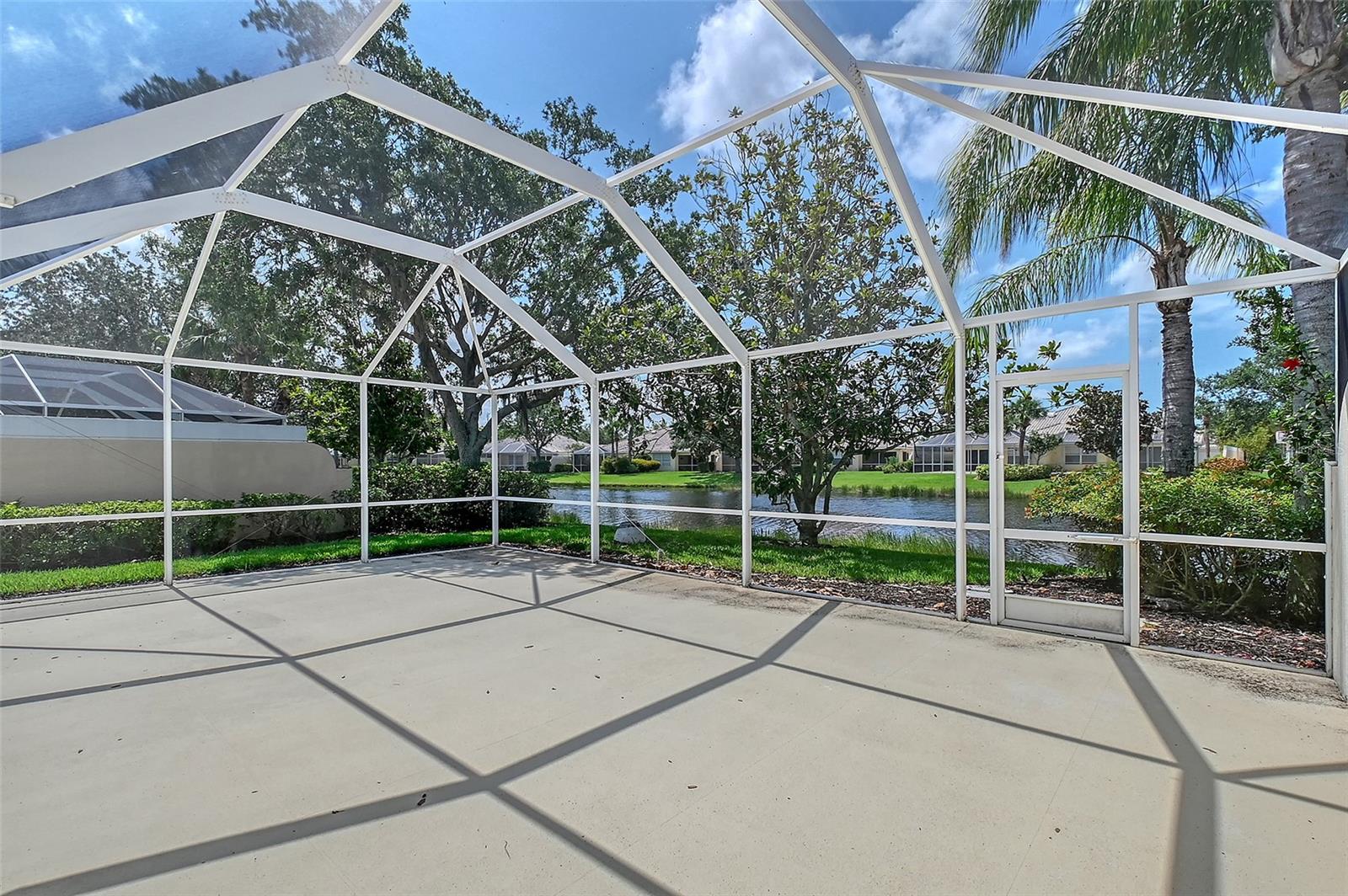 Image 21 of 37 For 5787 Ivrea Drive