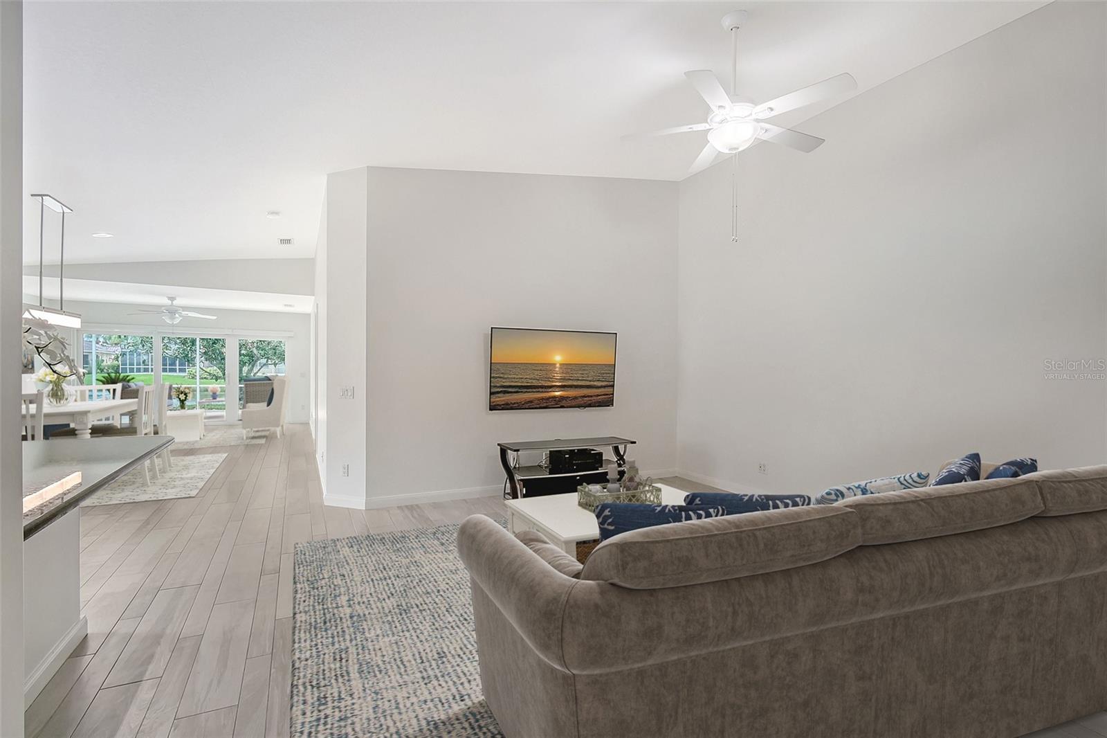 Image 7 of 37 For 5787 Ivrea Drive