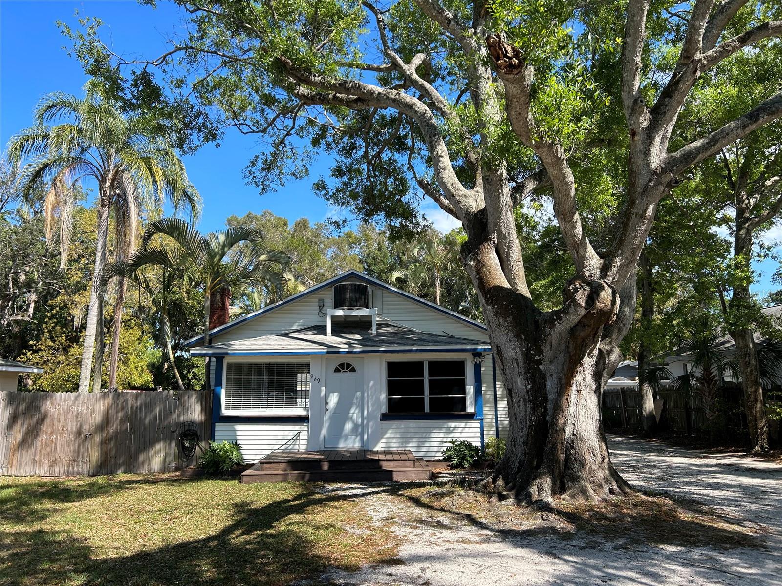 Details for 929 23rd Street W, BRADENTON, FL 34205