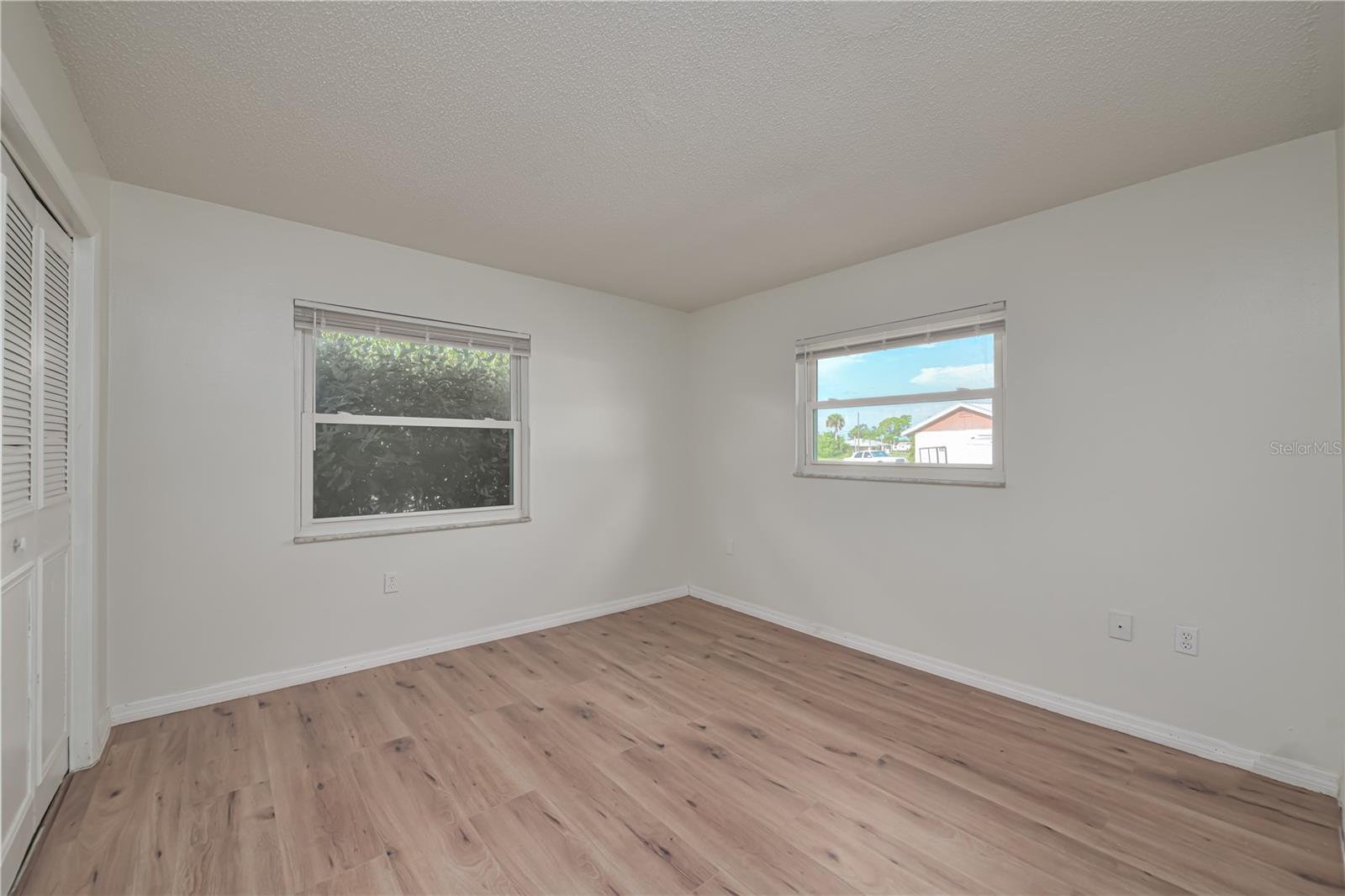 Image 12 of 26 For 478 Orange Drive Nw
