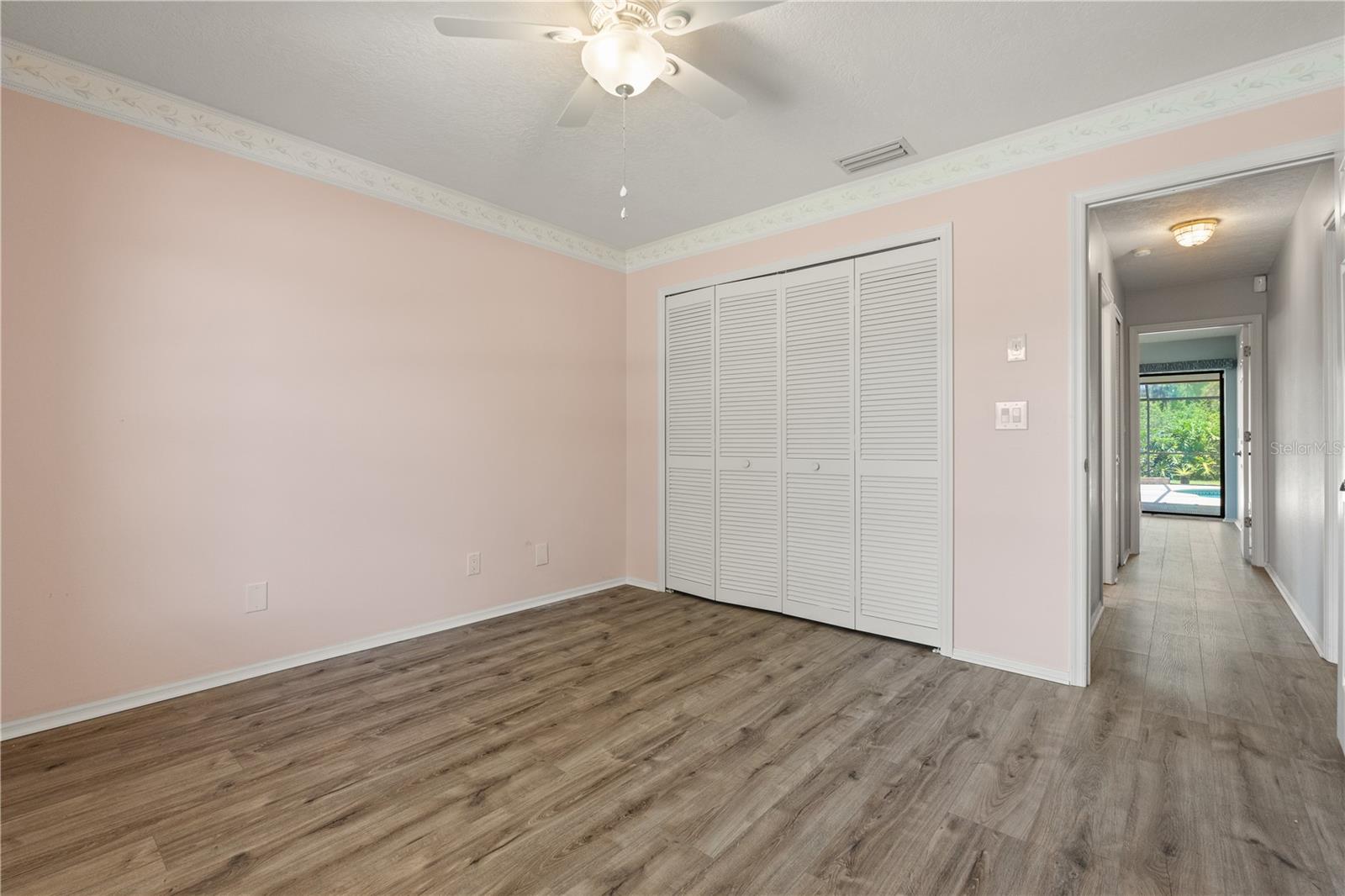 Image 17 of 25 For 4622 34th Court E