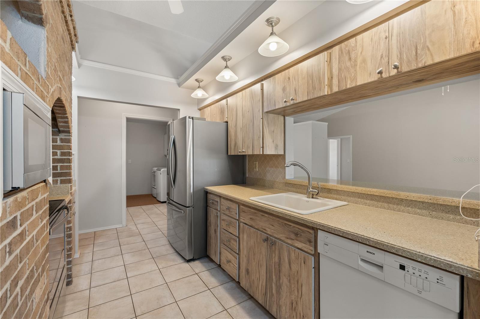 Image 7 of 25 For 4622 34th Court E