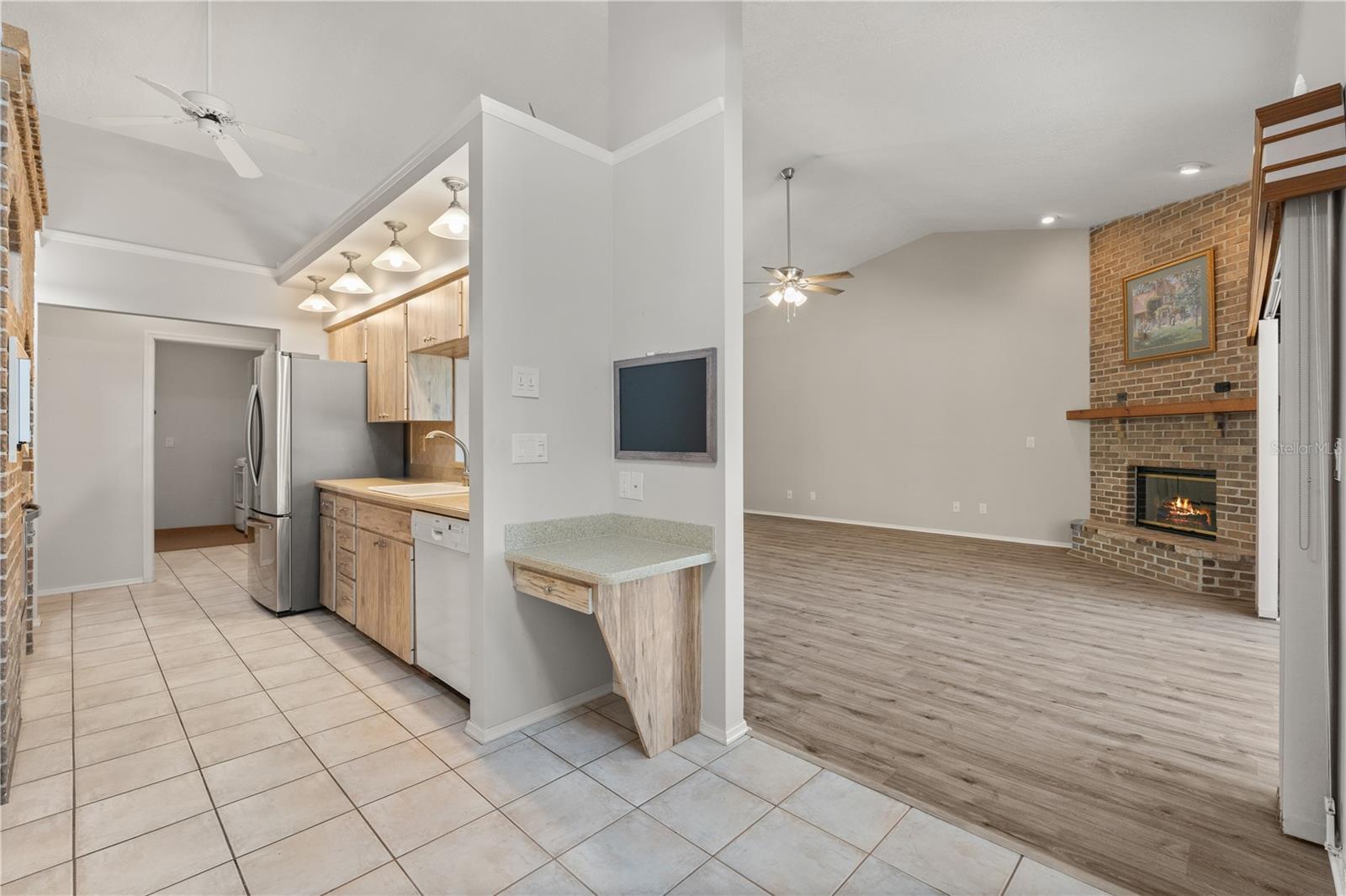 Image 9 of 25 For 4622 34th Court E