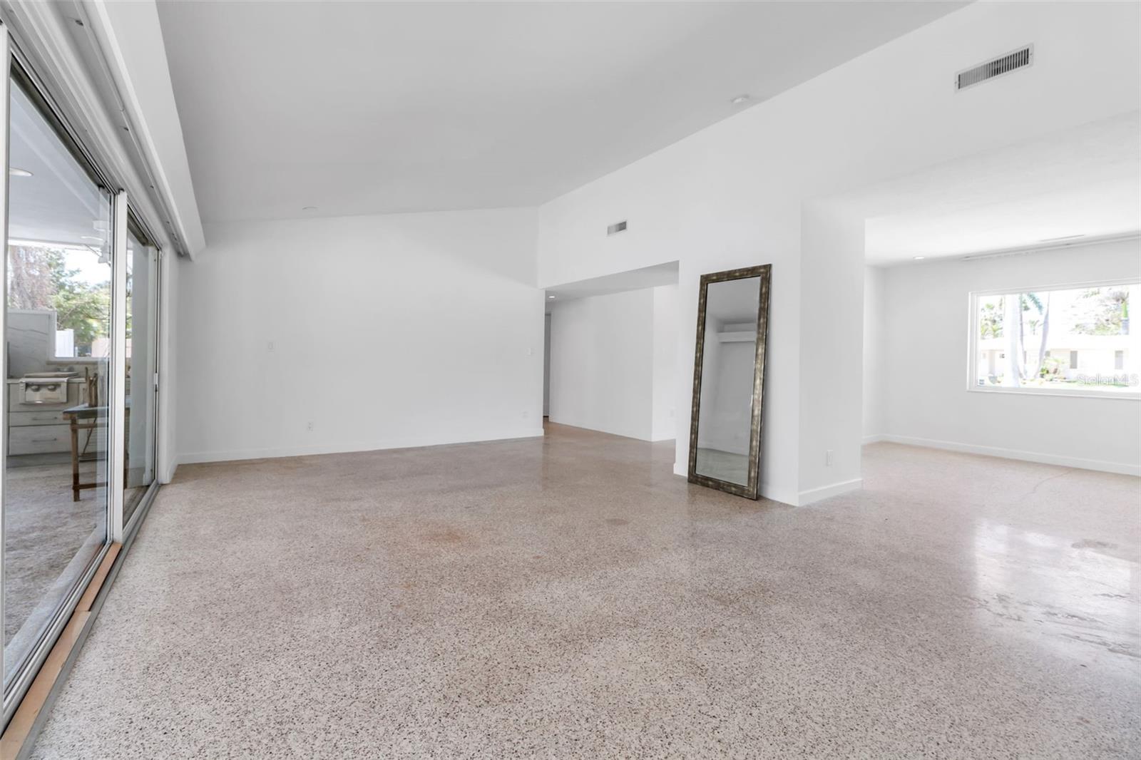 Image 19 of 73 For 130 Adams Drive