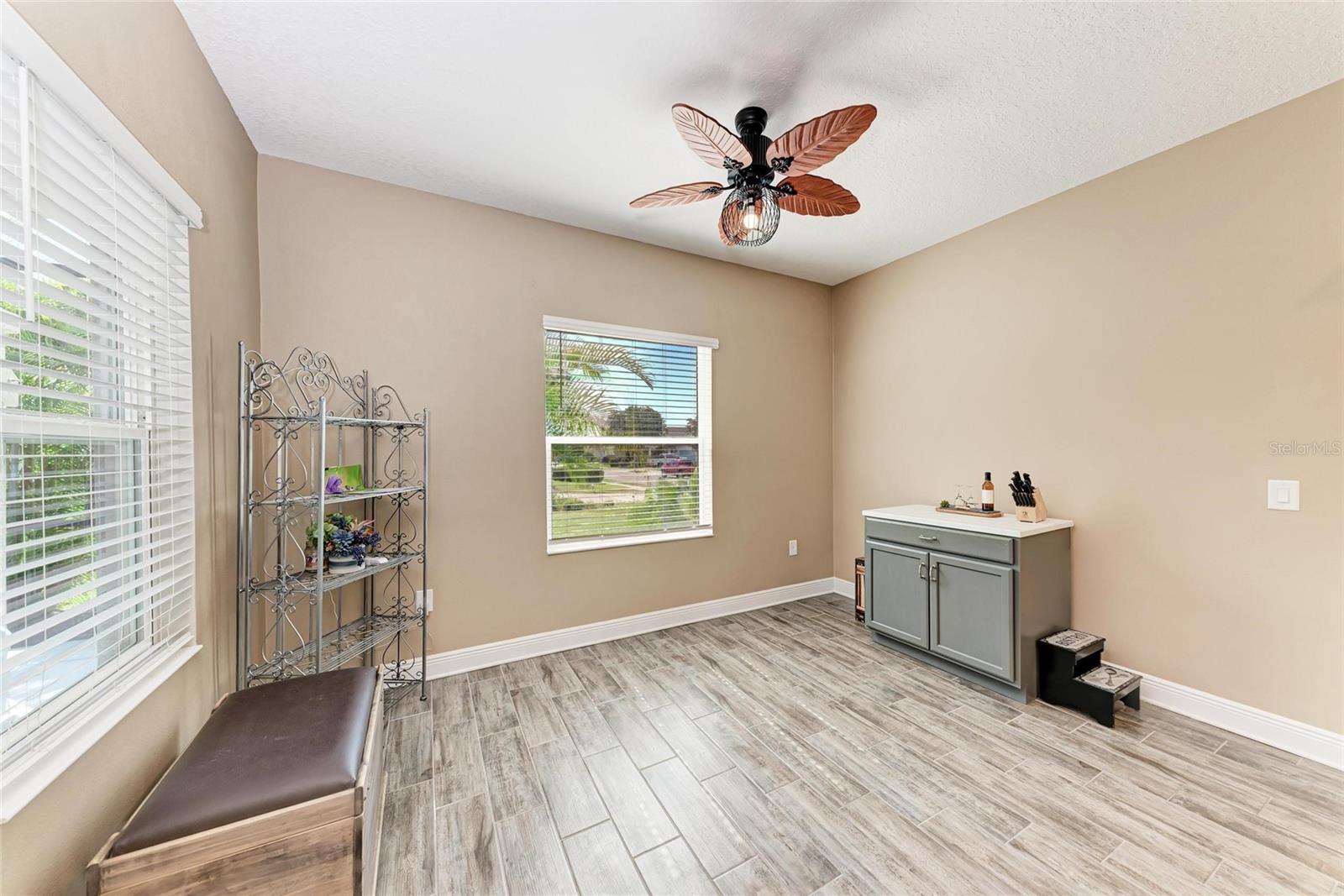 Image 12 of 56 For 1219 Thornbury Drive