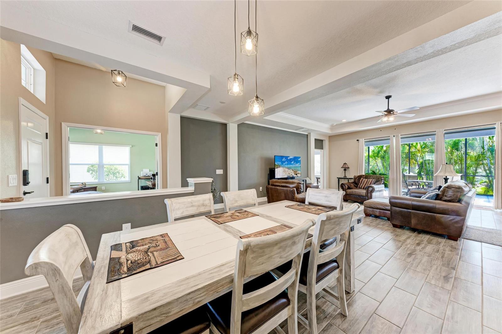 Image 15 of 56 For 1219 Thornbury Drive