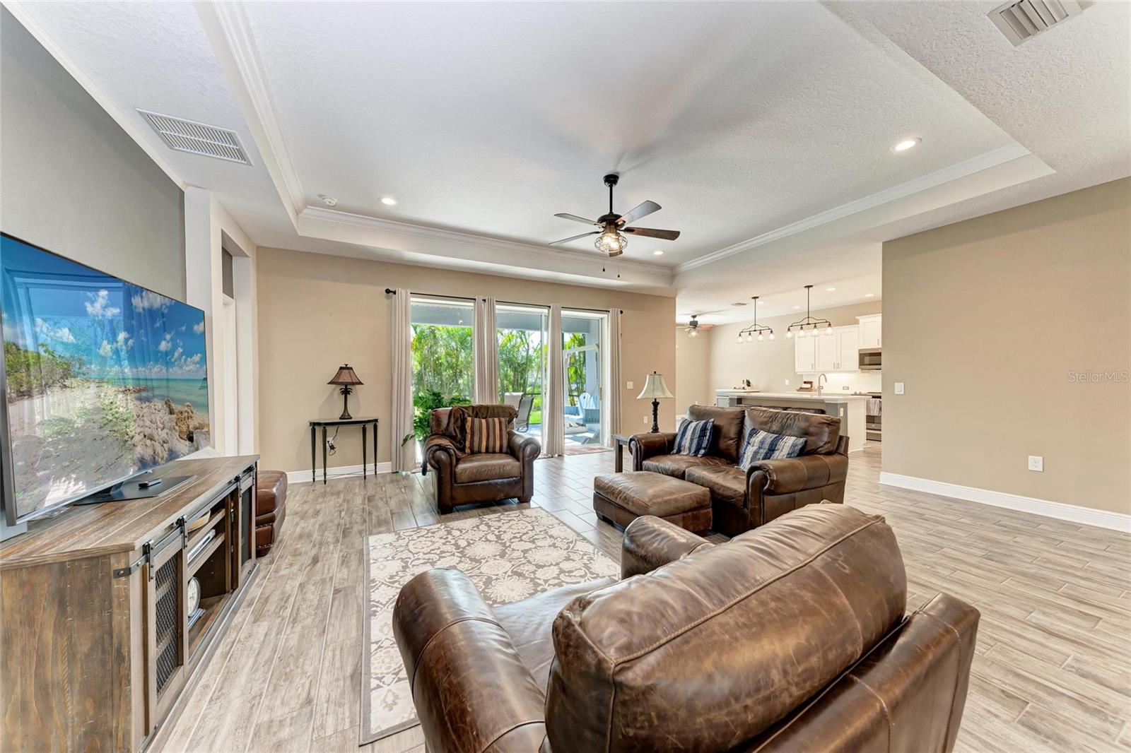 Image 5 of 56 For 1219 Thornbury Drive