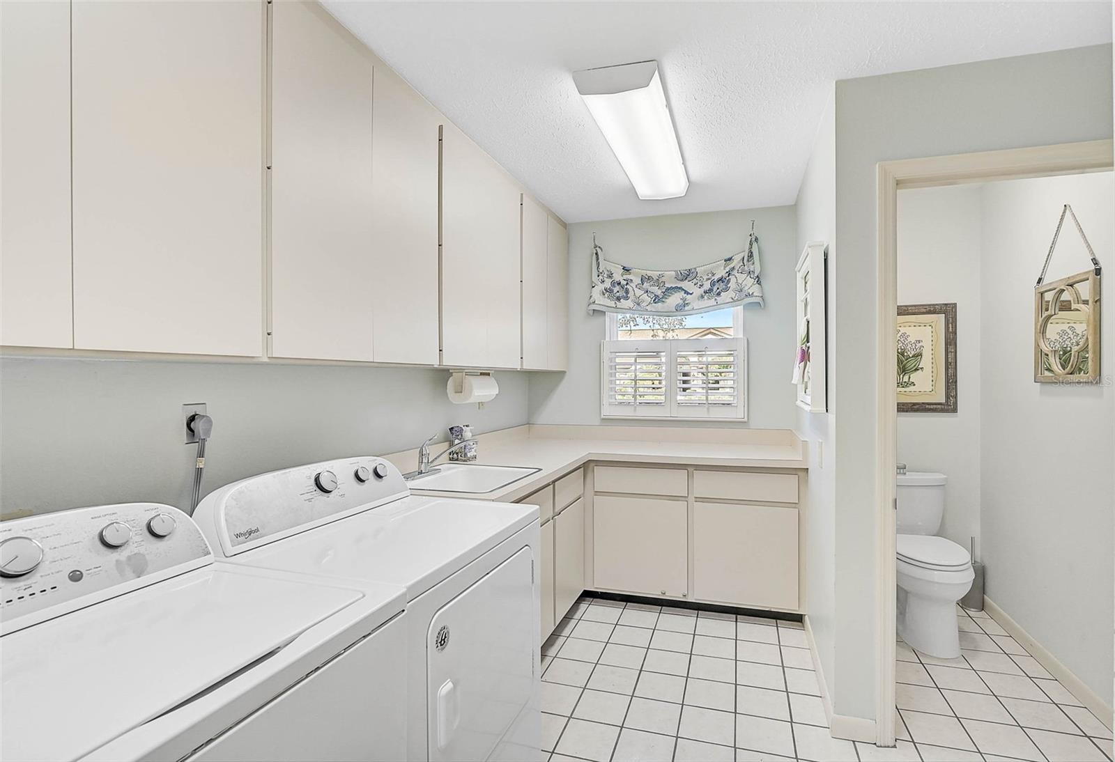 Image 33 of 37 For 3970 Prairie Dunes Drive
