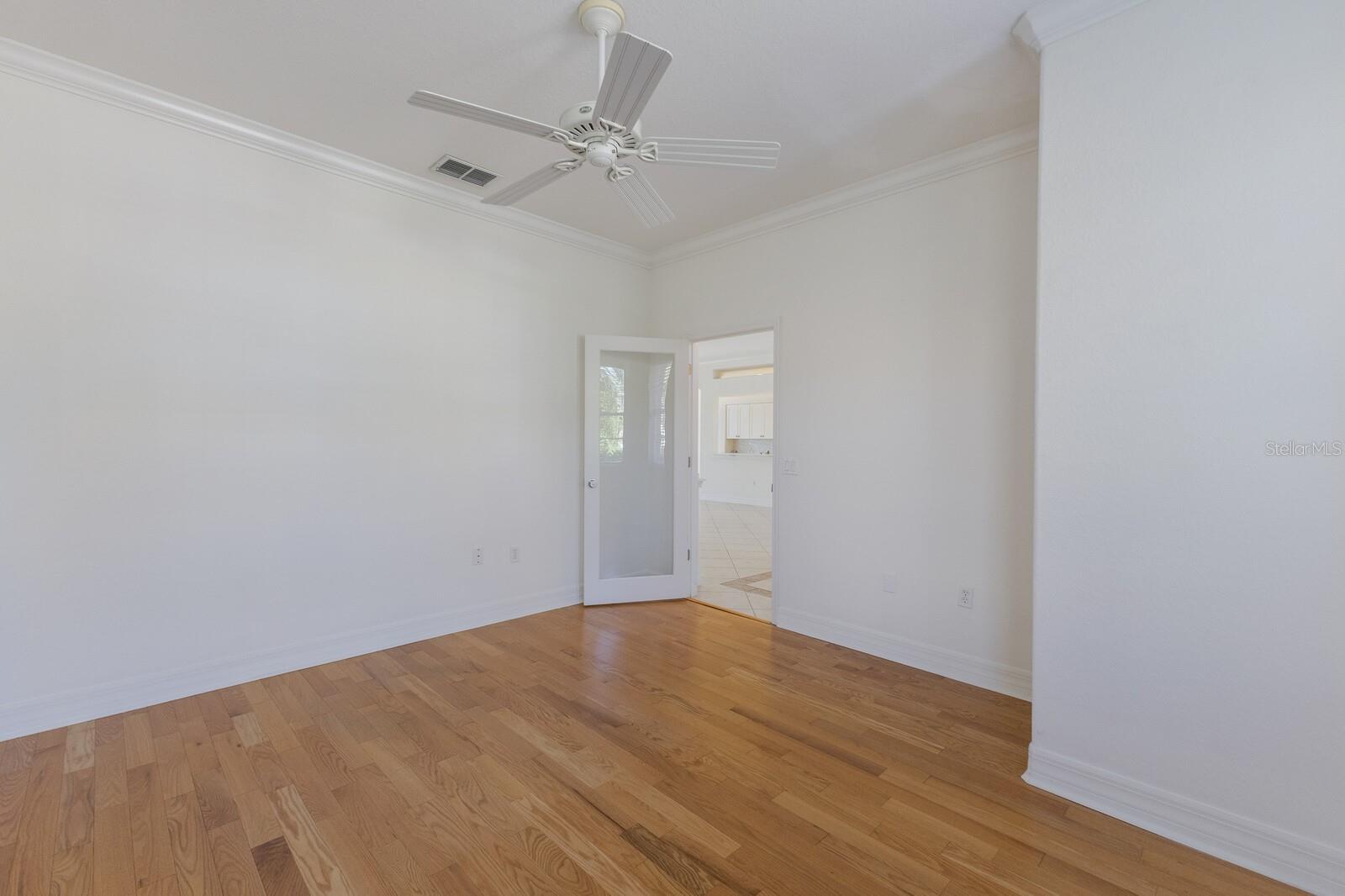 Image 17 of 65 For 9719 Discovery Terrace