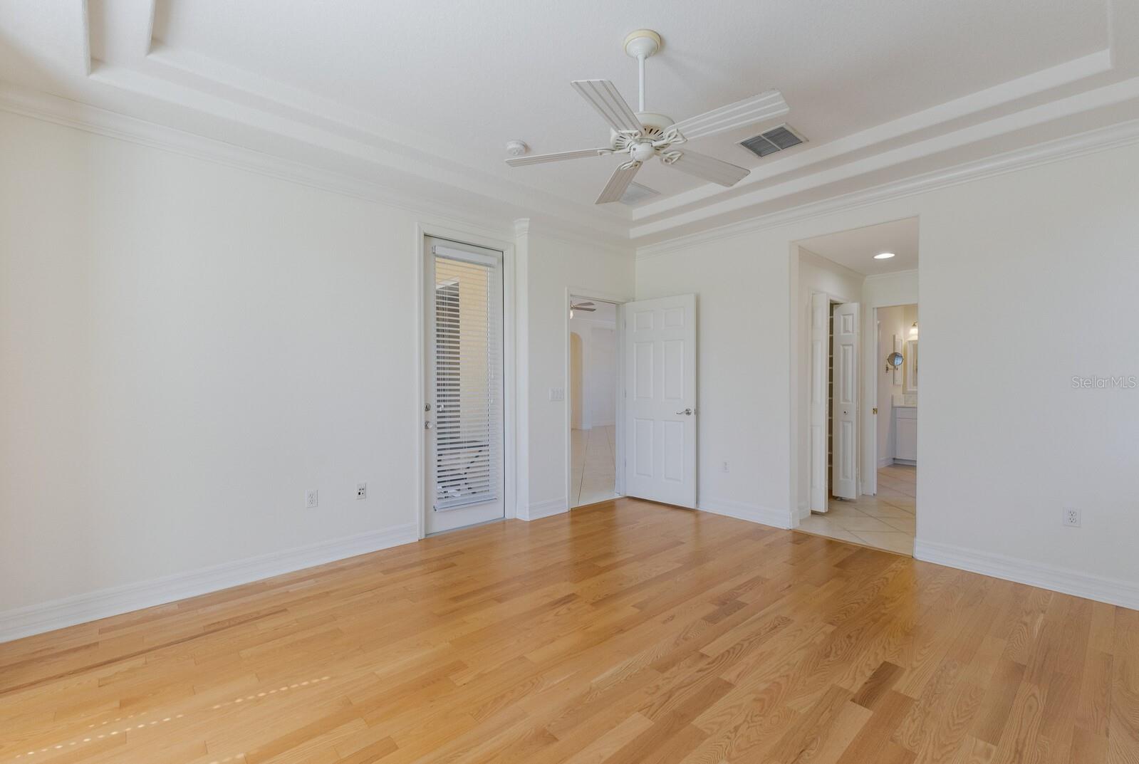 Image 19 of 65 For 9719 Discovery Terrace