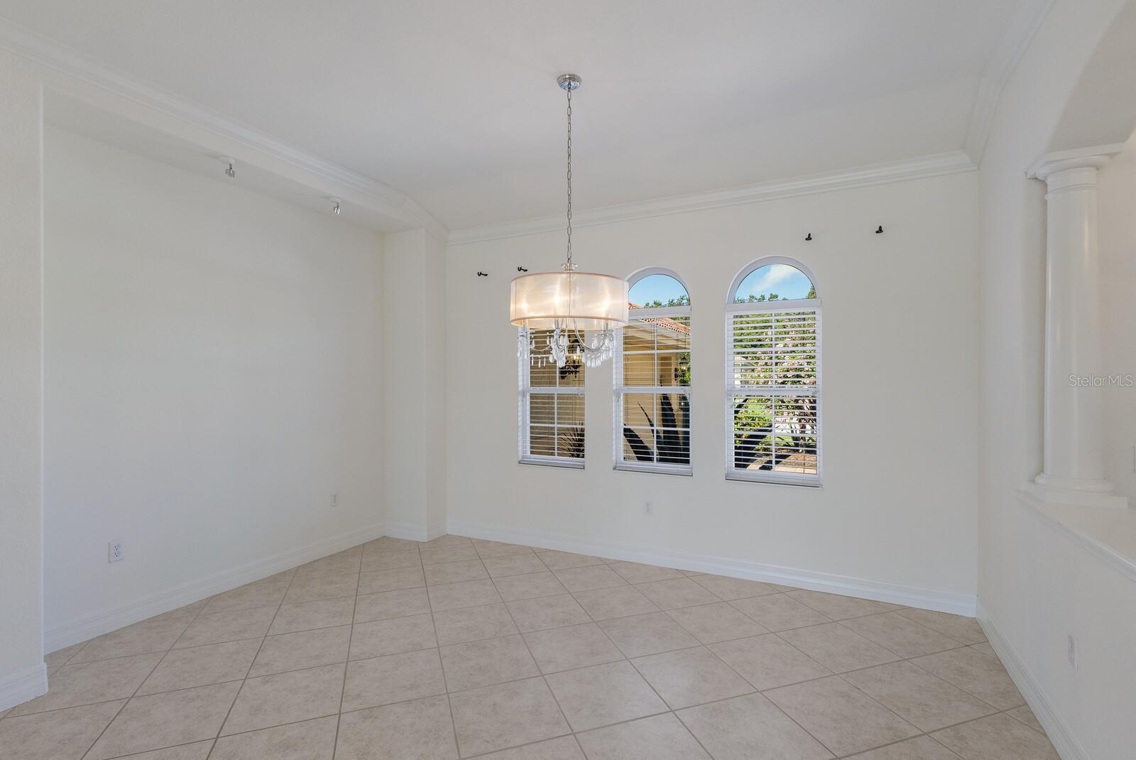 Image 7 of 65 For 9719 Discovery Terrace
