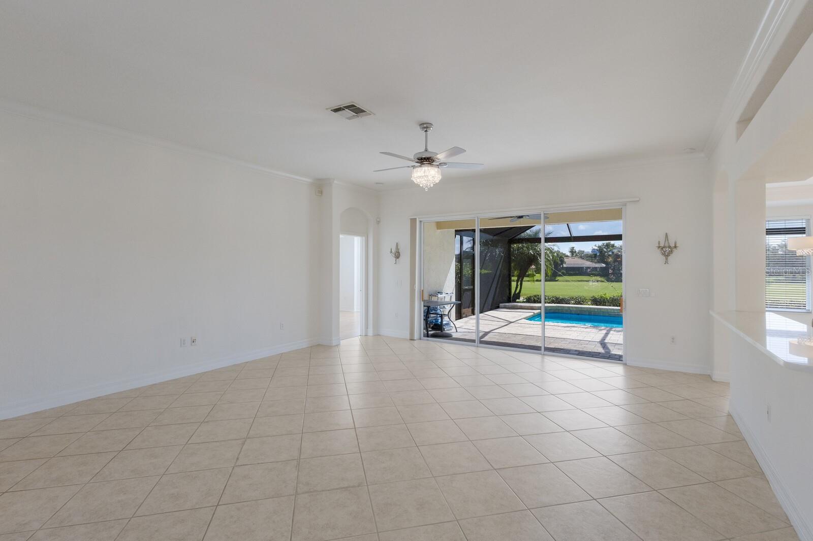Image 8 of 65 For 9719 Discovery Terrace