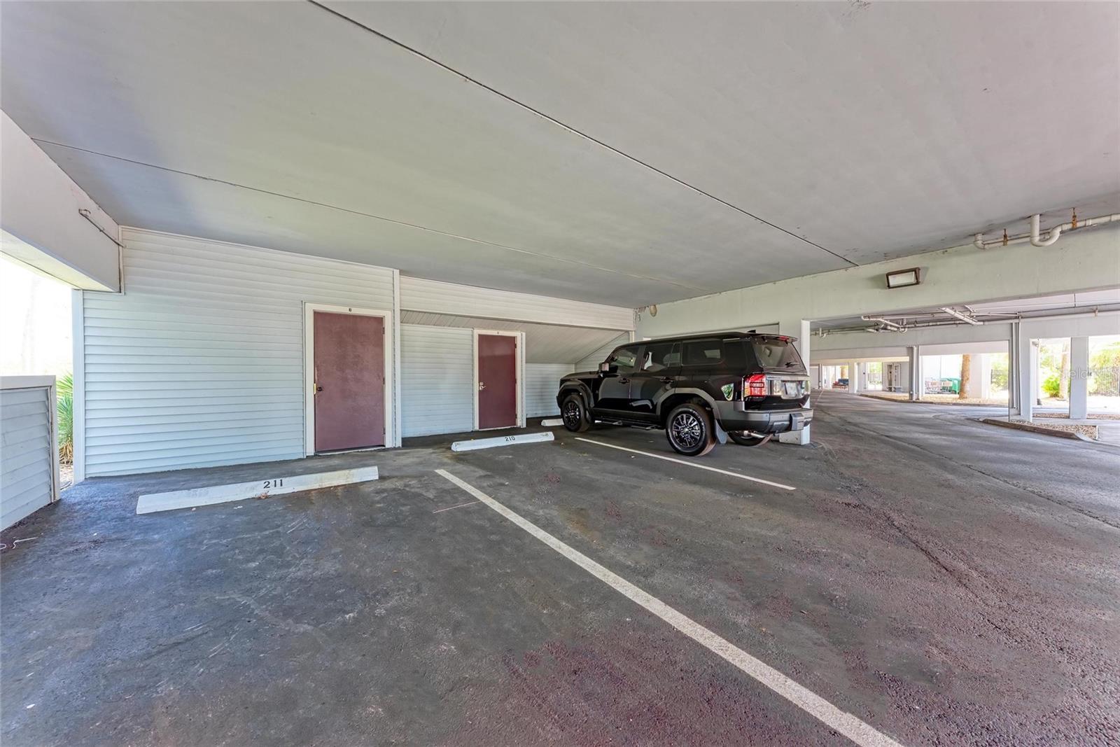 Image 37 of 47 For 515 Leffingwell Avenue 210
