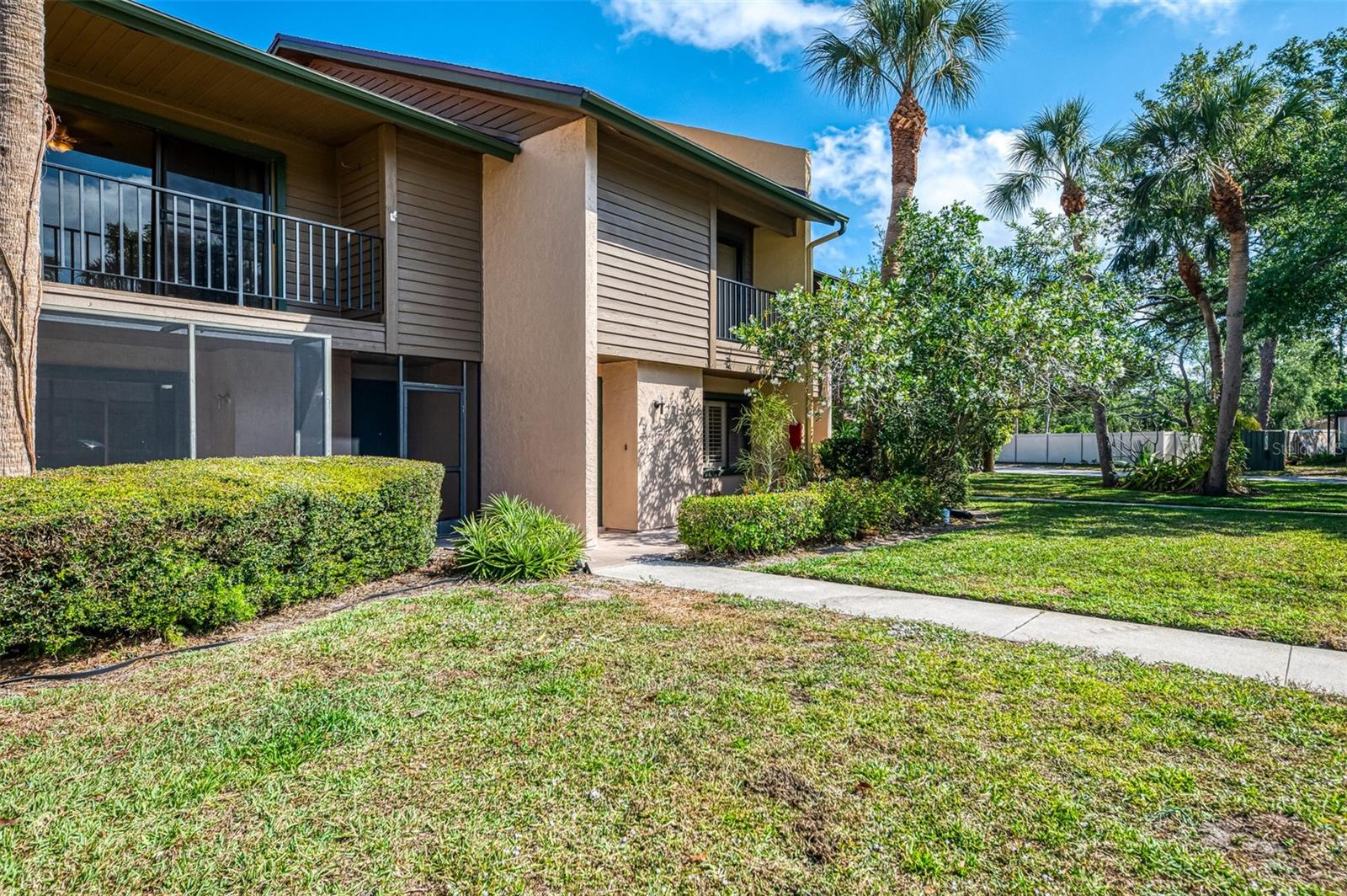 Details for 935 Sunridge Way B4, SARASOTA, FL 34234