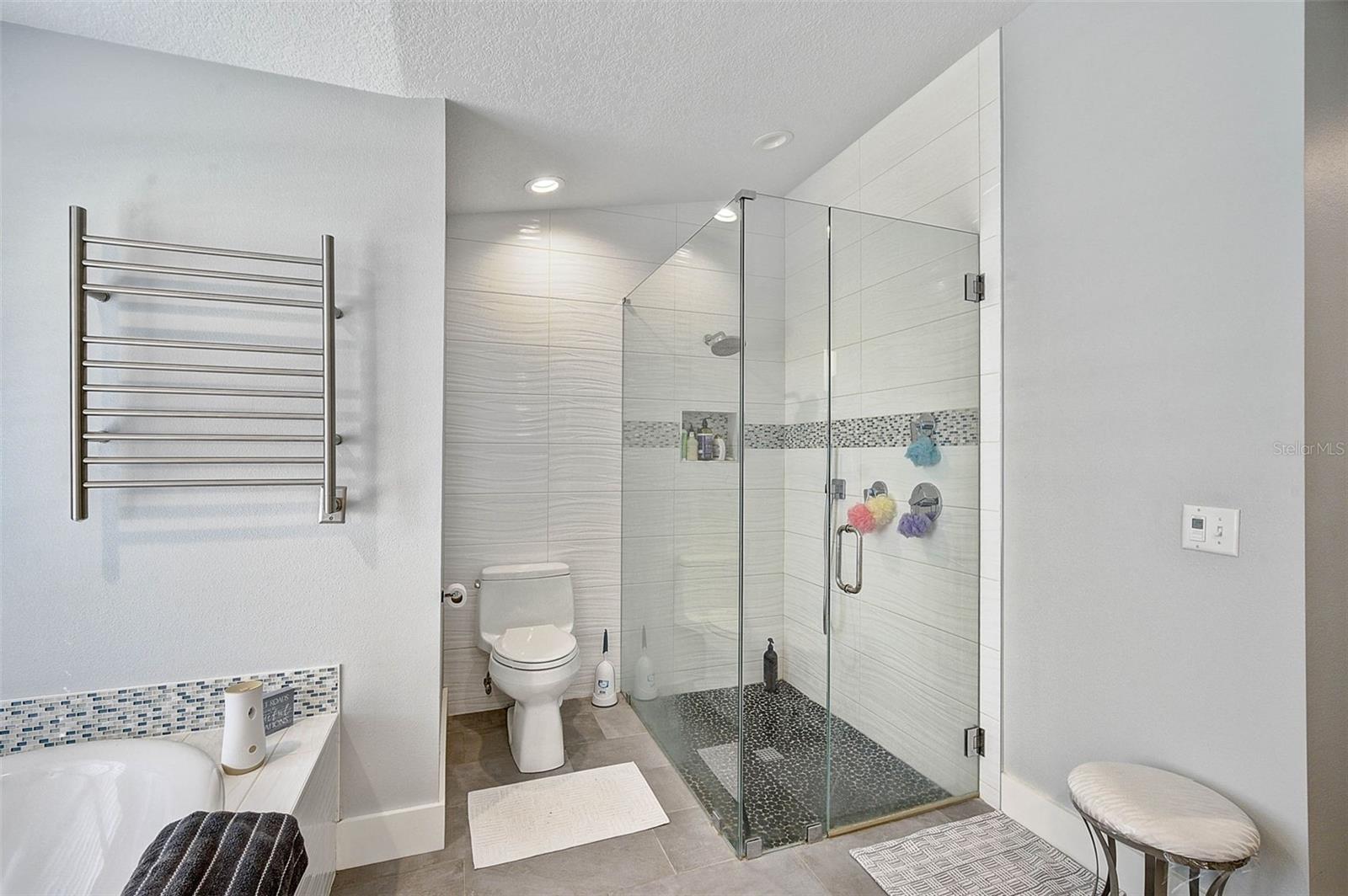 Image 28 of 46 For 5565 Sweetwater Oak Drive