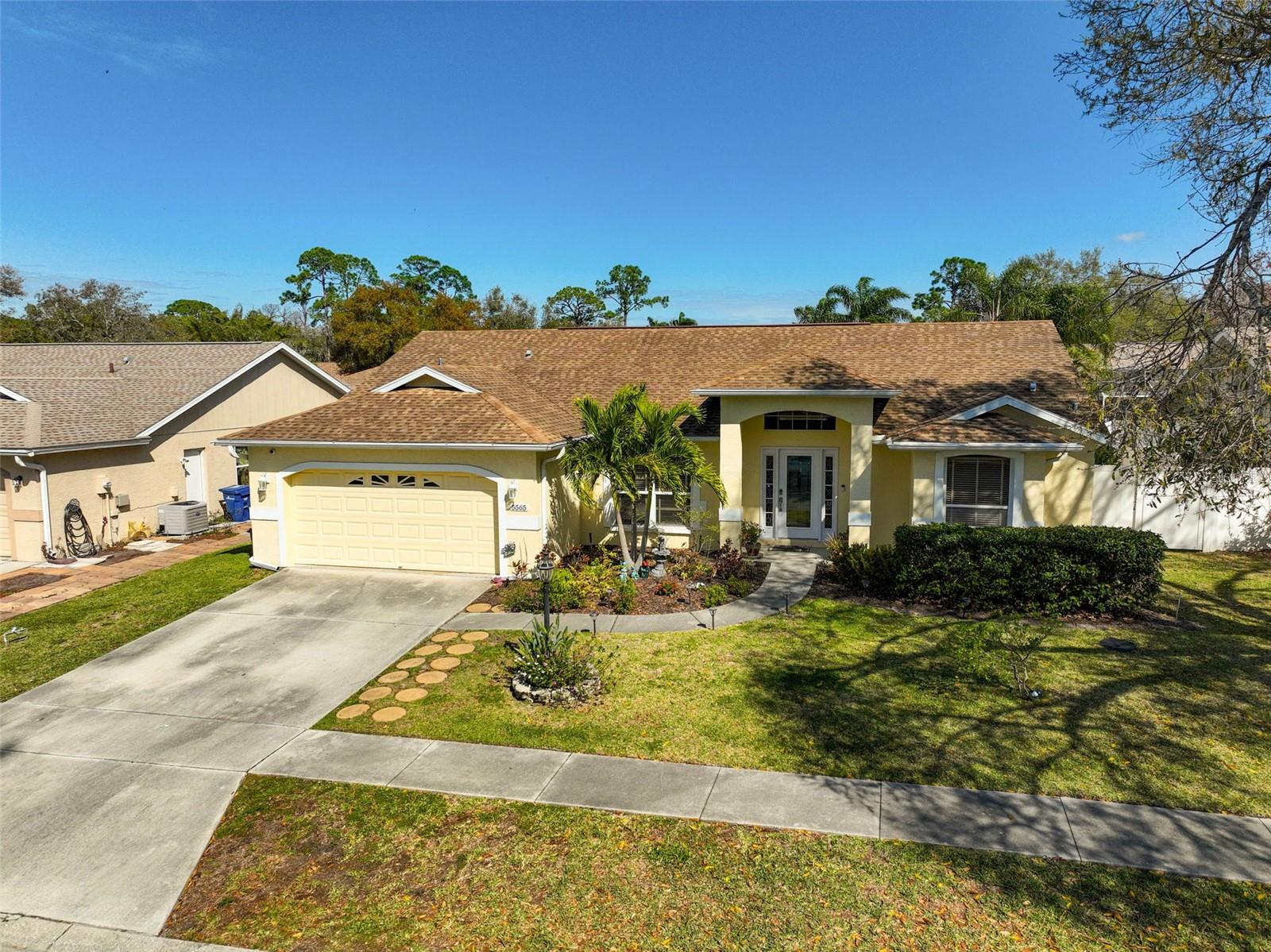 Image 36 of 46 For 5565 Sweetwater Oak Drive