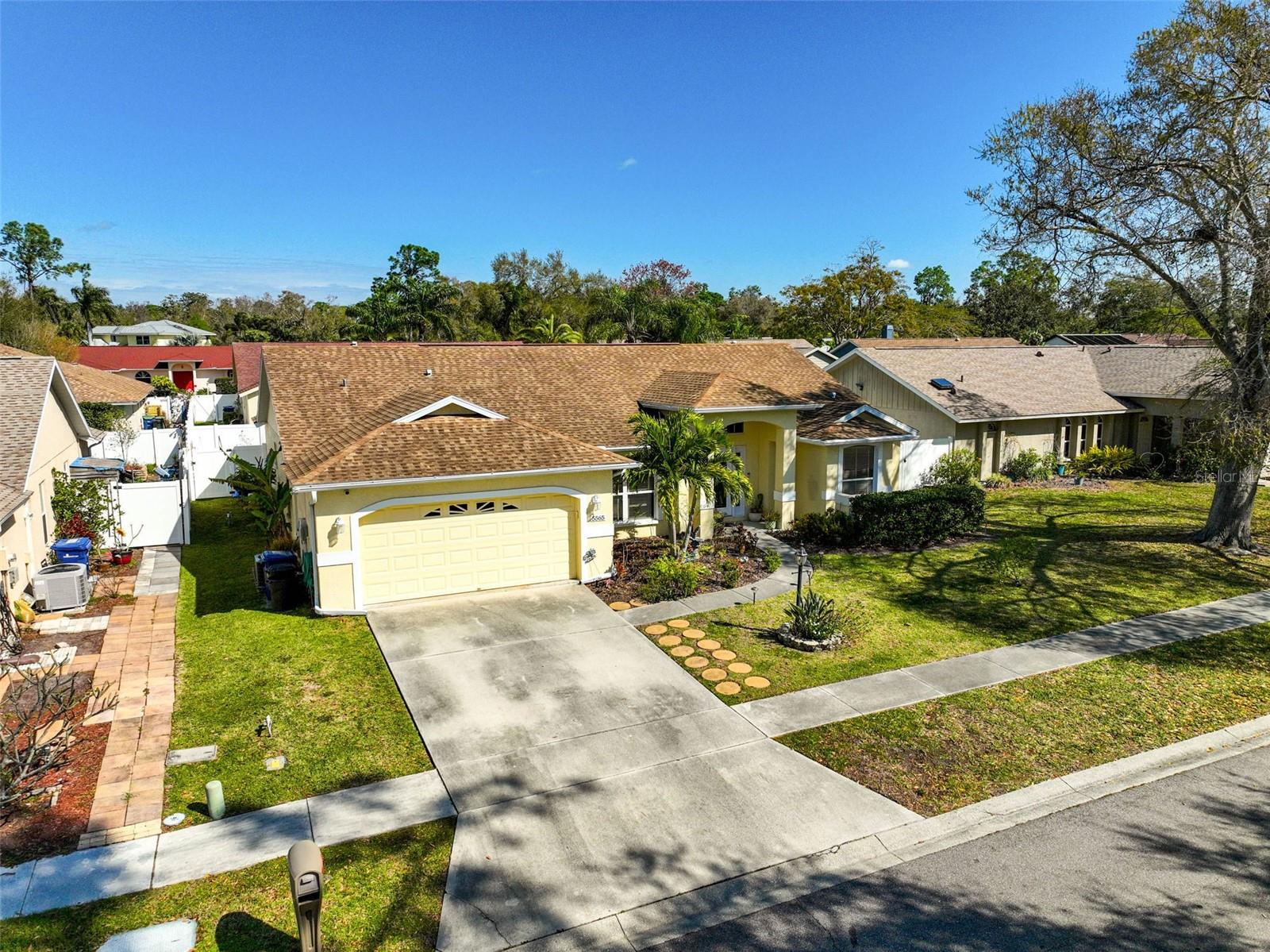 Image 44 of 46 For 5565 Sweetwater Oak Drive