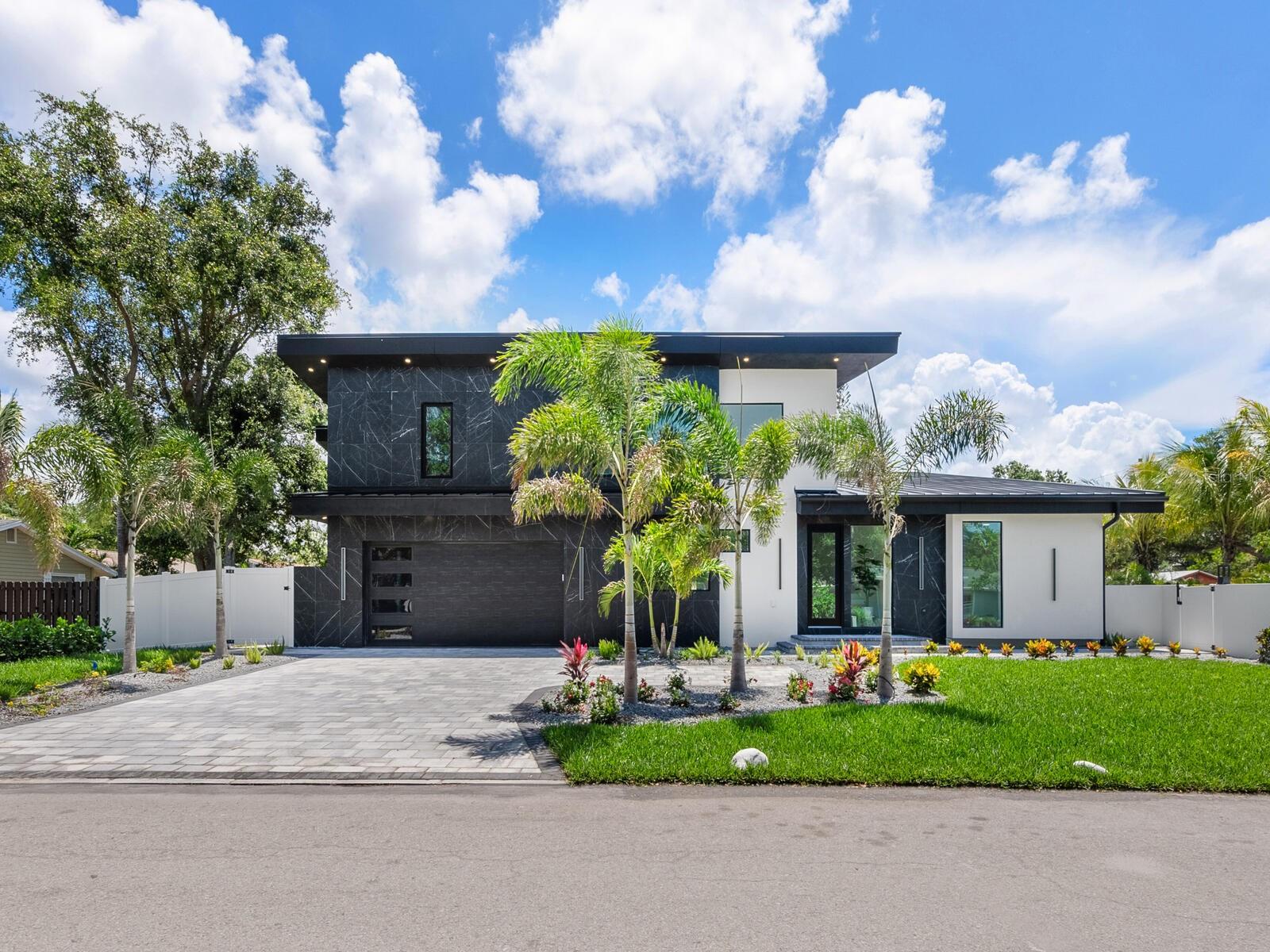 Details for 1323 Loma Linda Court, SARASOTA, FL 34239
