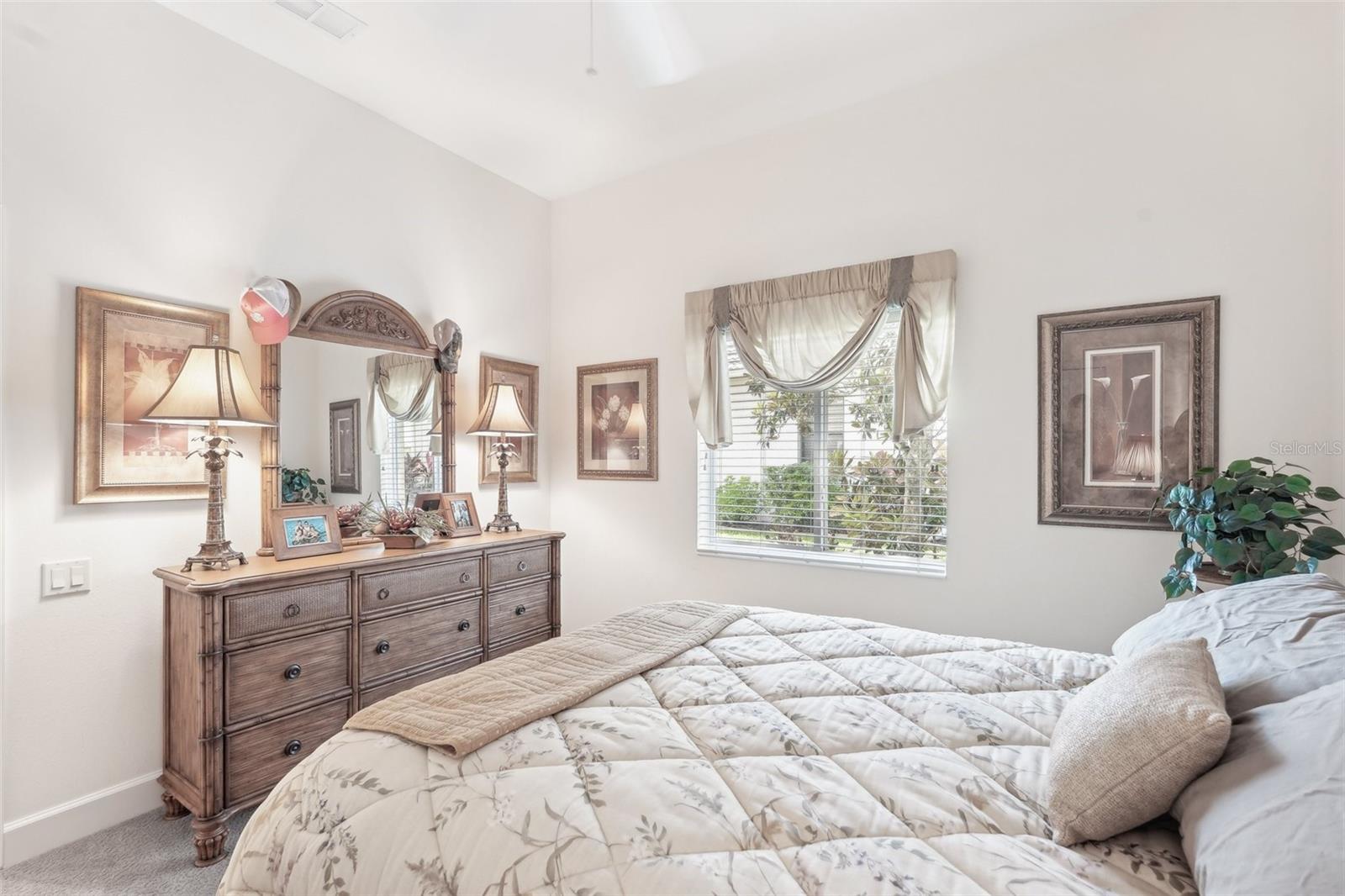 Image 31 of 69 For 1251 Tuscany Boulevard