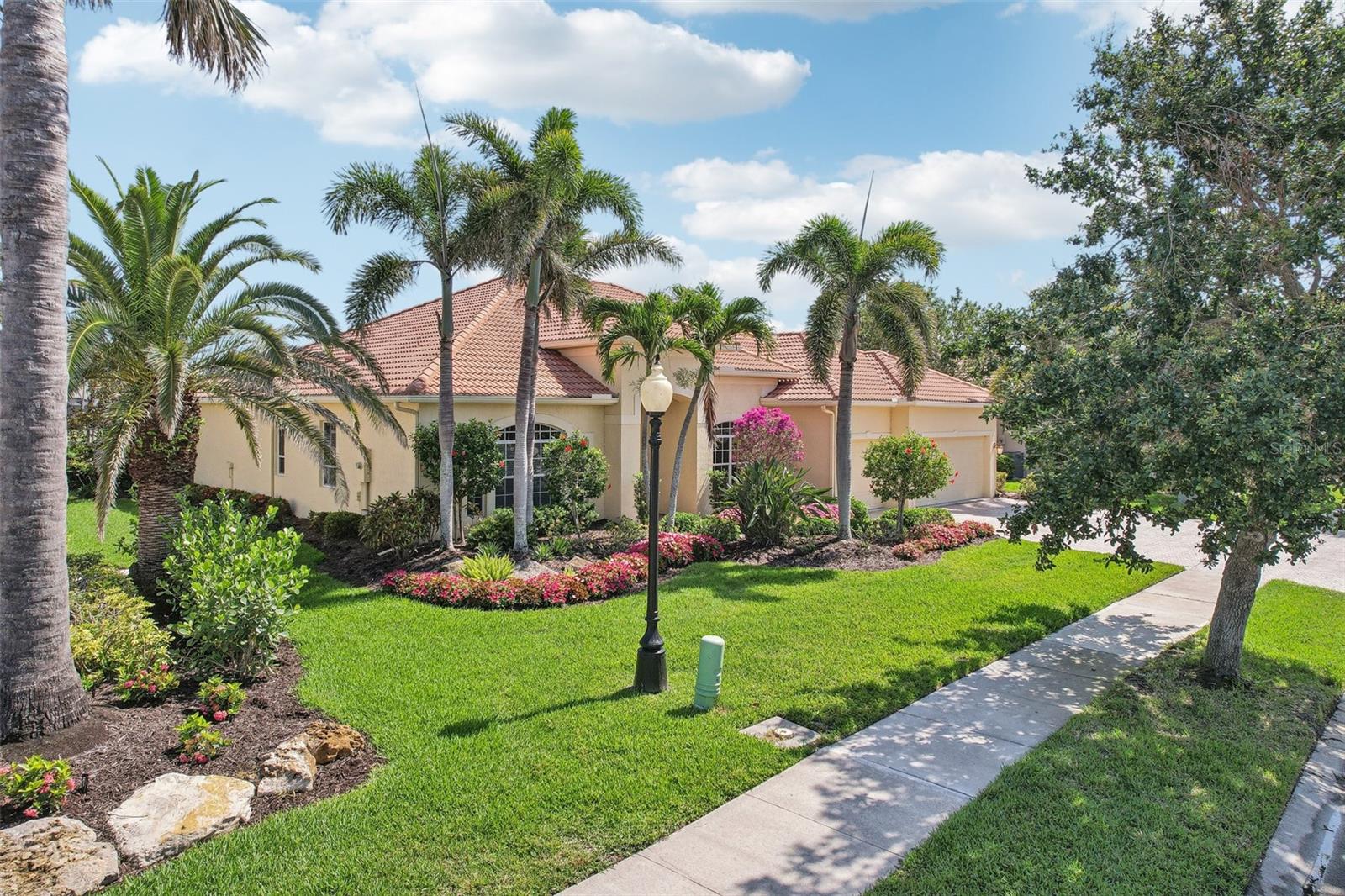 Image 51 of 69 For 1251 Tuscany Boulevard