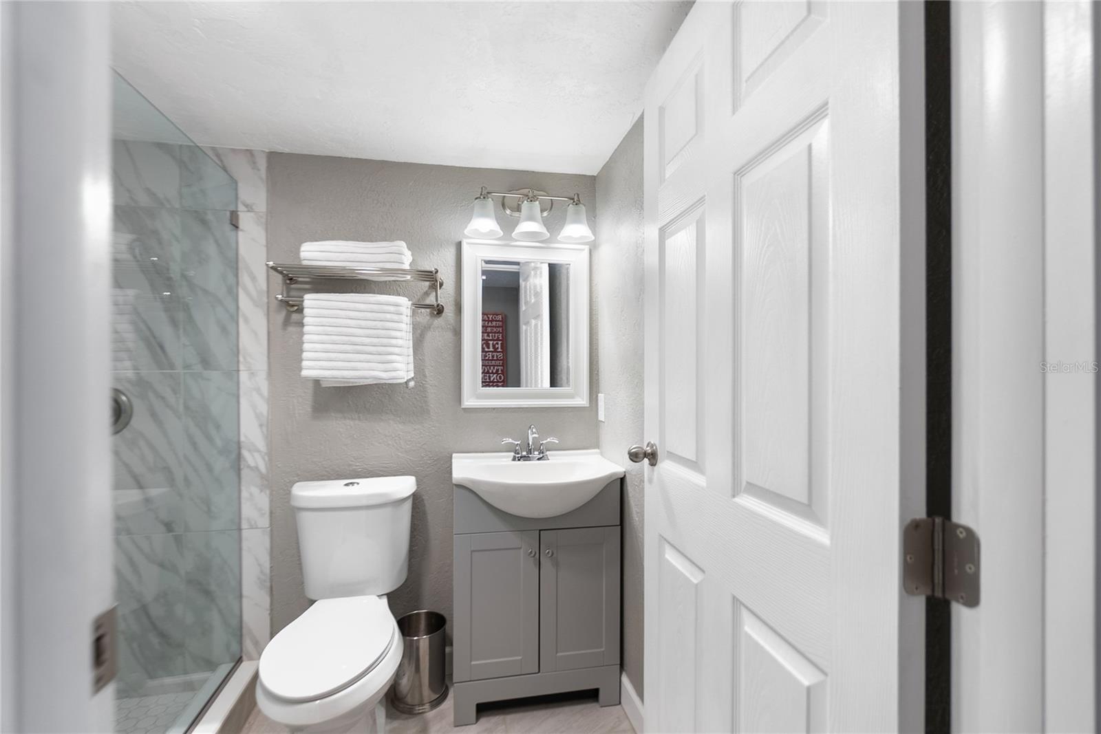 Image 17 of 23 For 5070 Marsh Field Road 2
