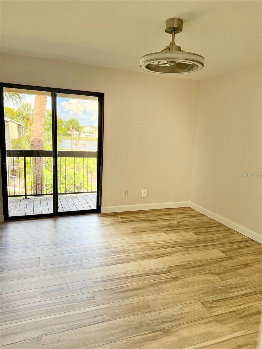 Image 13 of 17 For 4037 Crockers Lake Boulevard 24