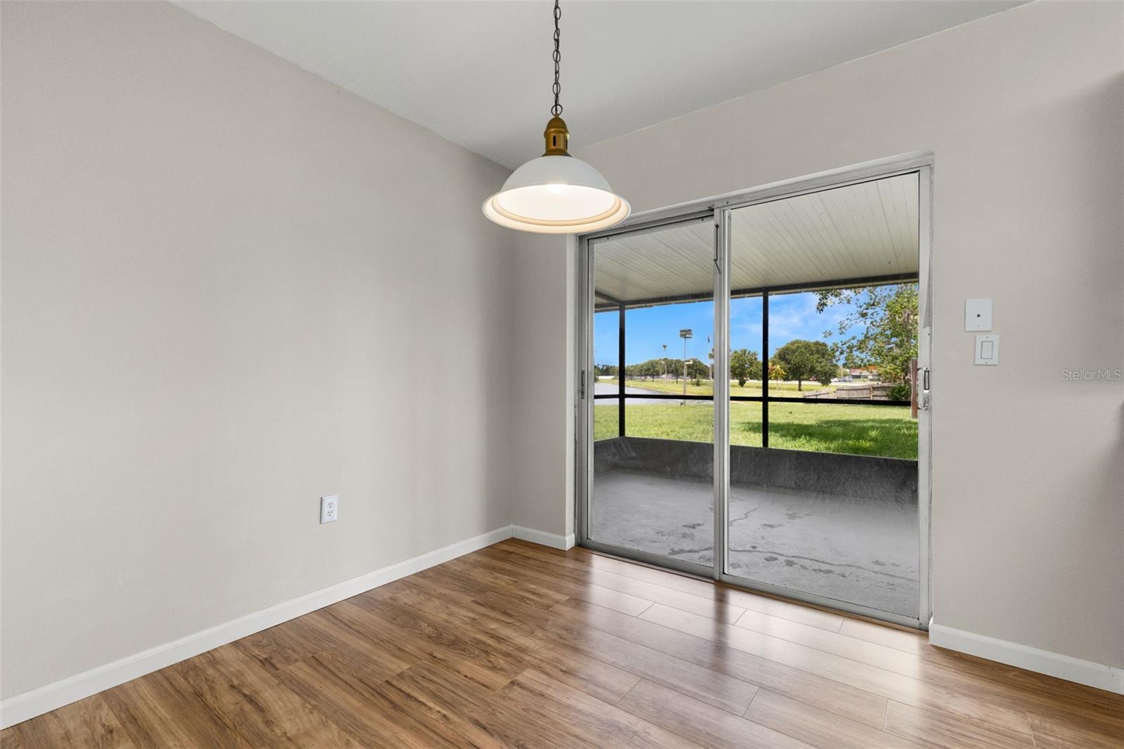 Image 11 of 28 For 1035 Axlewood Circle