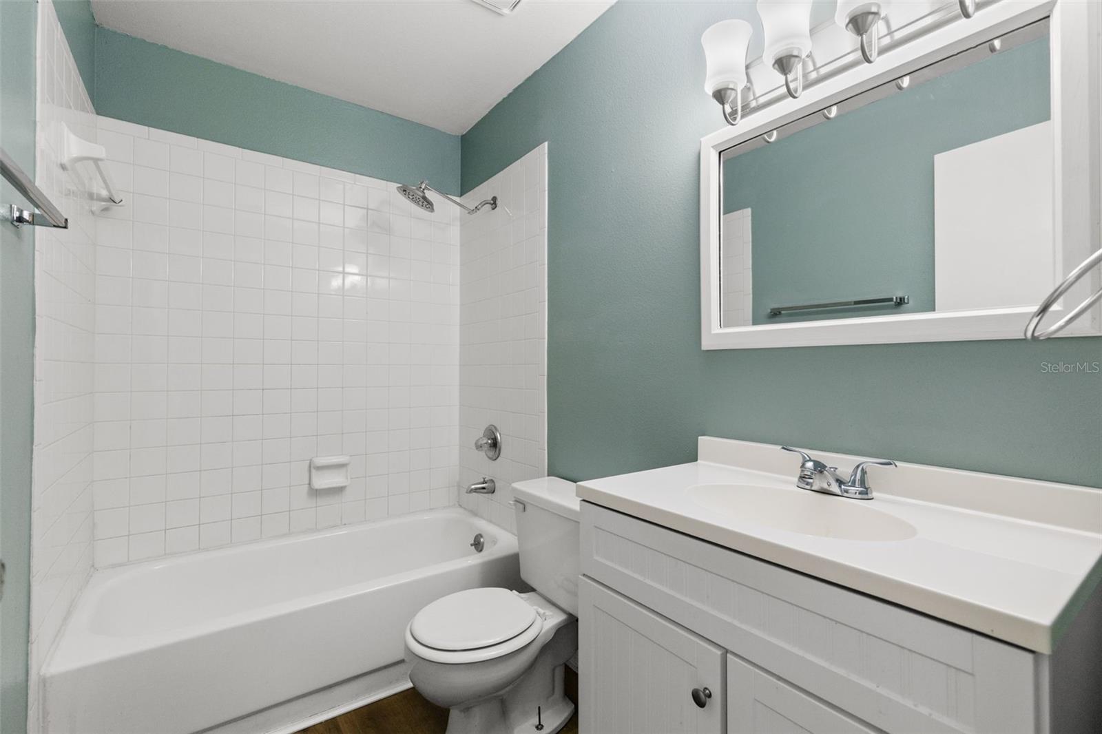 Image 16 of 28 For 1035 Axlewood Circle