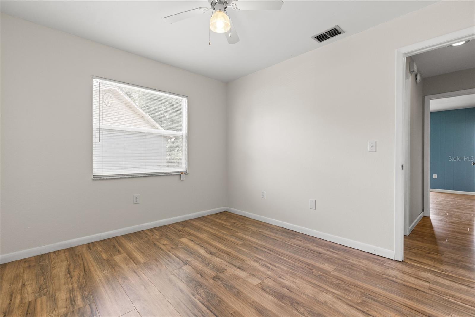 Image 19 of 28 For 1035 Axlewood Circle